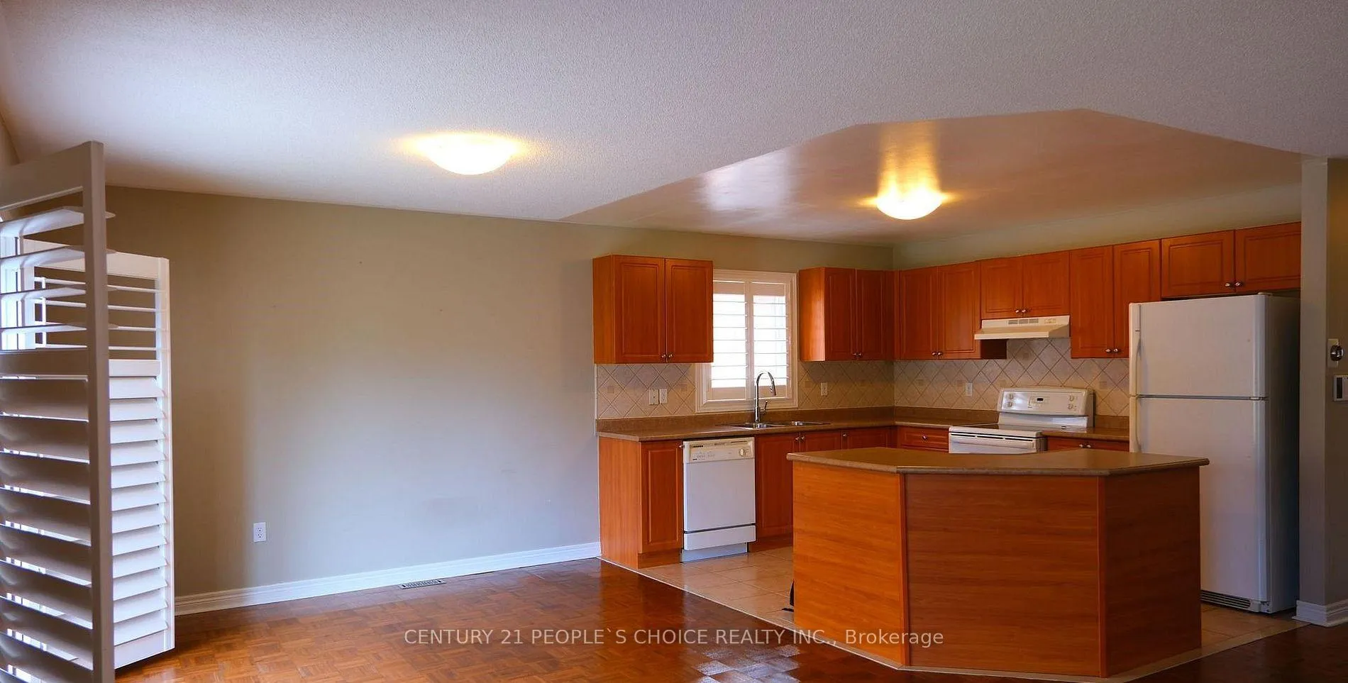 Photo 5 of 331 Centennial Forest Dr, Milton, Timberlea — HOMEH