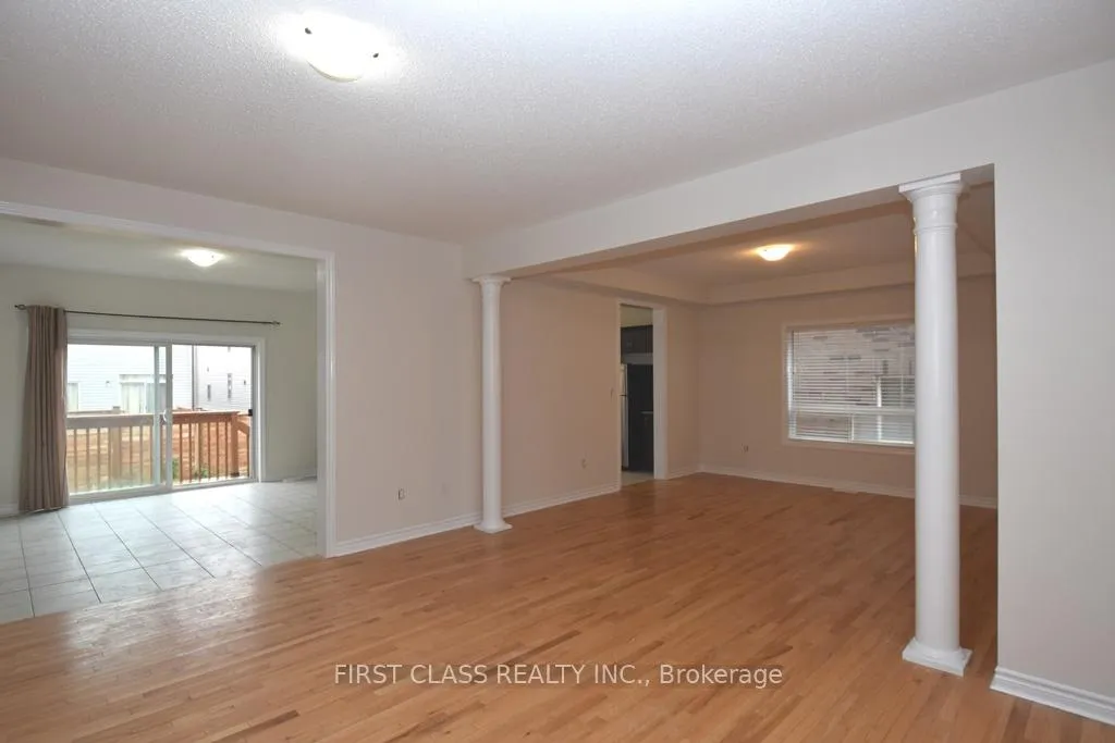 Photo 4 of Unit Main, 2588 standardbred Drive, Oshawa, Windfields — HOMEH