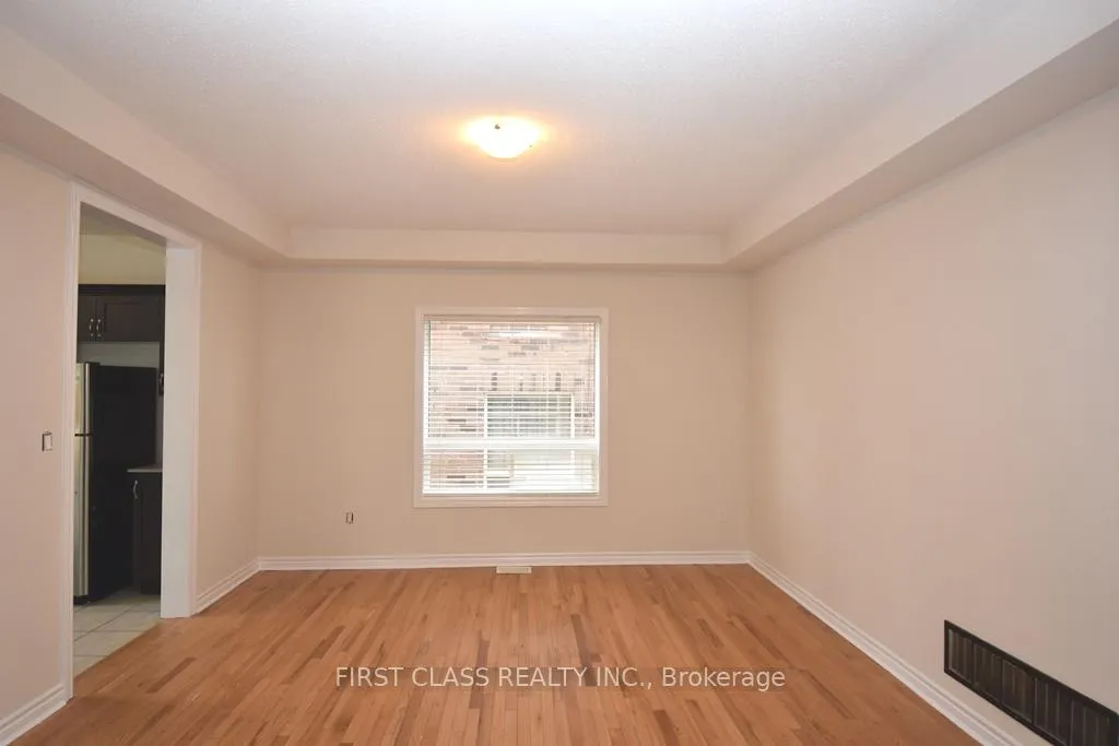 Photo 5 of Unit Main, 2588 standardbred Drive, Oshawa, Windfields — HOMEH