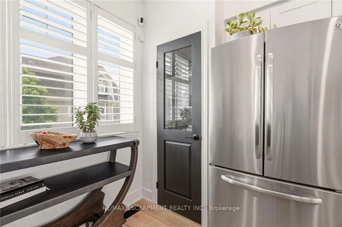 Photo 15 of Unit 52, 337 Beach Boulevard, Hamilton, Hamilton Beach — HOMEH