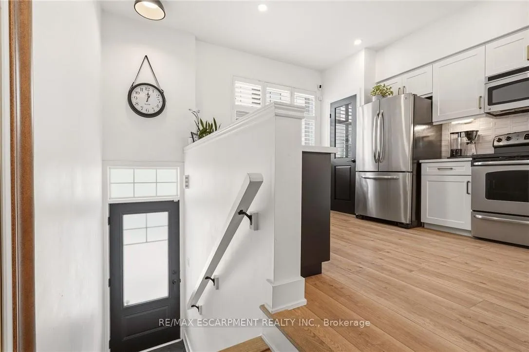 Photo 20 of Unit 52, 337 Beach Boulevard, Hamilton, Hamilton Beach — HOMEH