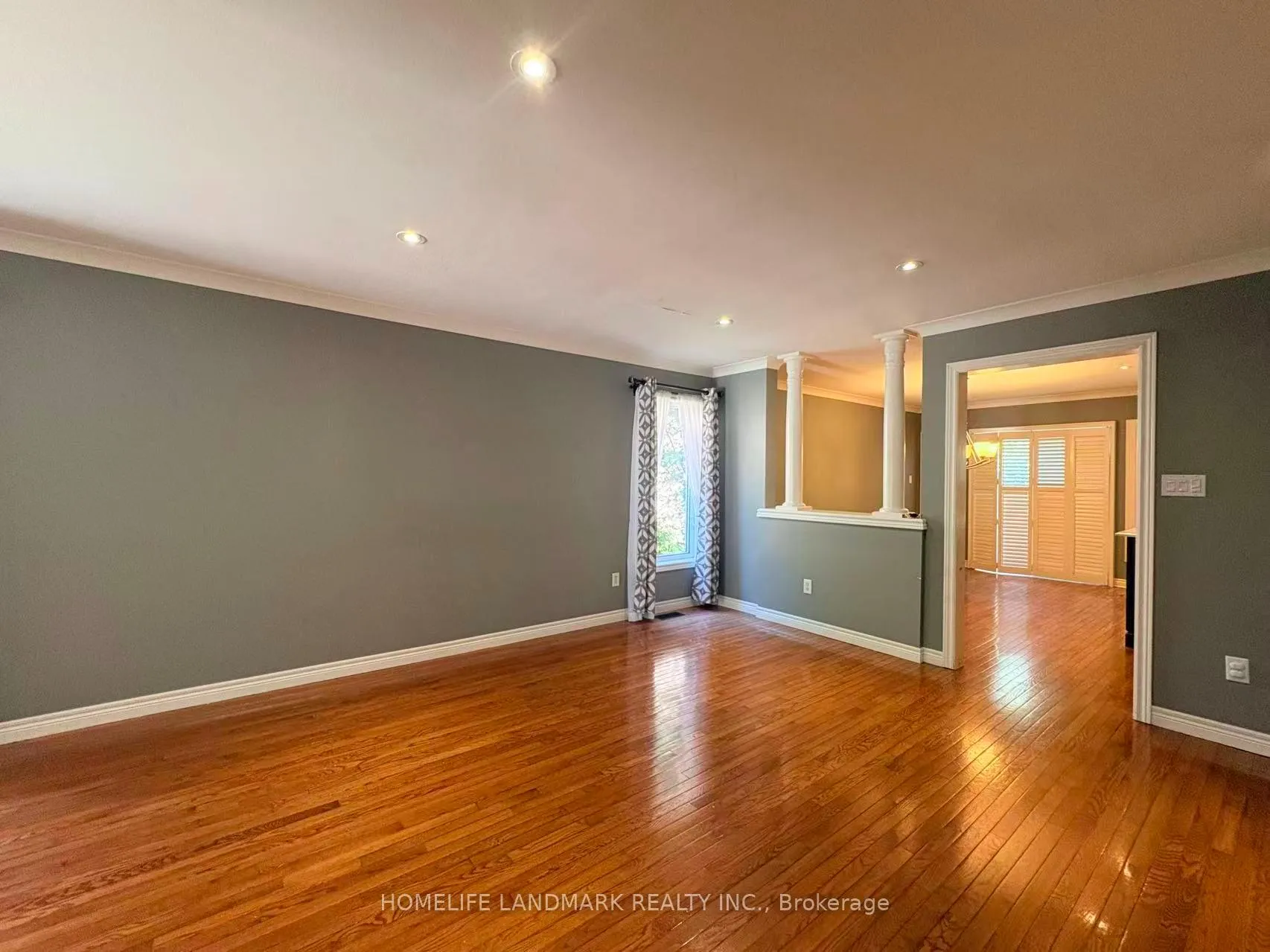 Photo 6 of 1479 Gulledge Trail, Oakville, West Oak Trails — HOMEH