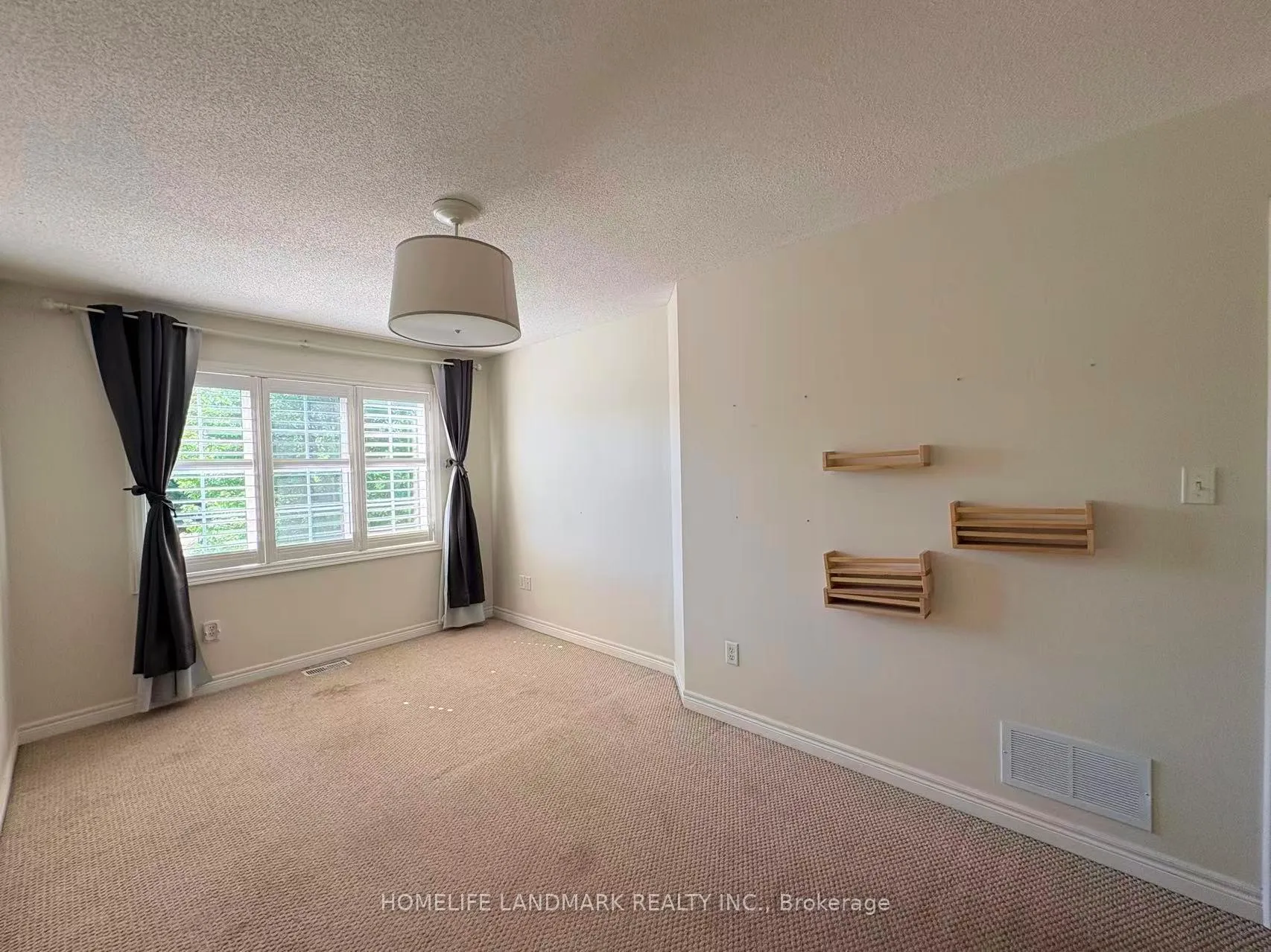 Photo 11 of 1479 Gulledge Trail, Oakville, West Oak Trails — HOMEH