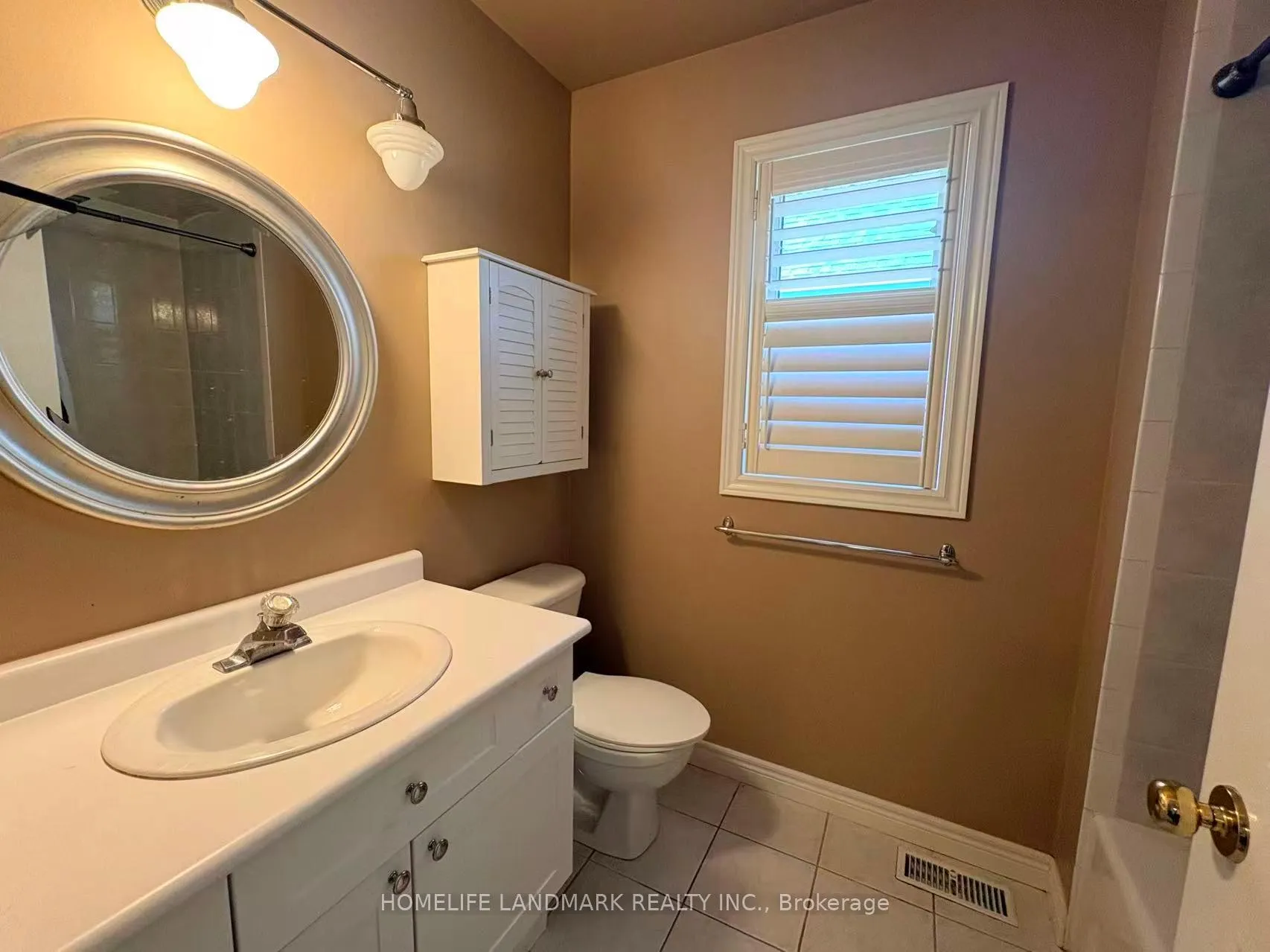 Photo 13 of 1479 Gulledge Trail, Oakville, West Oak Trails — HOMEH