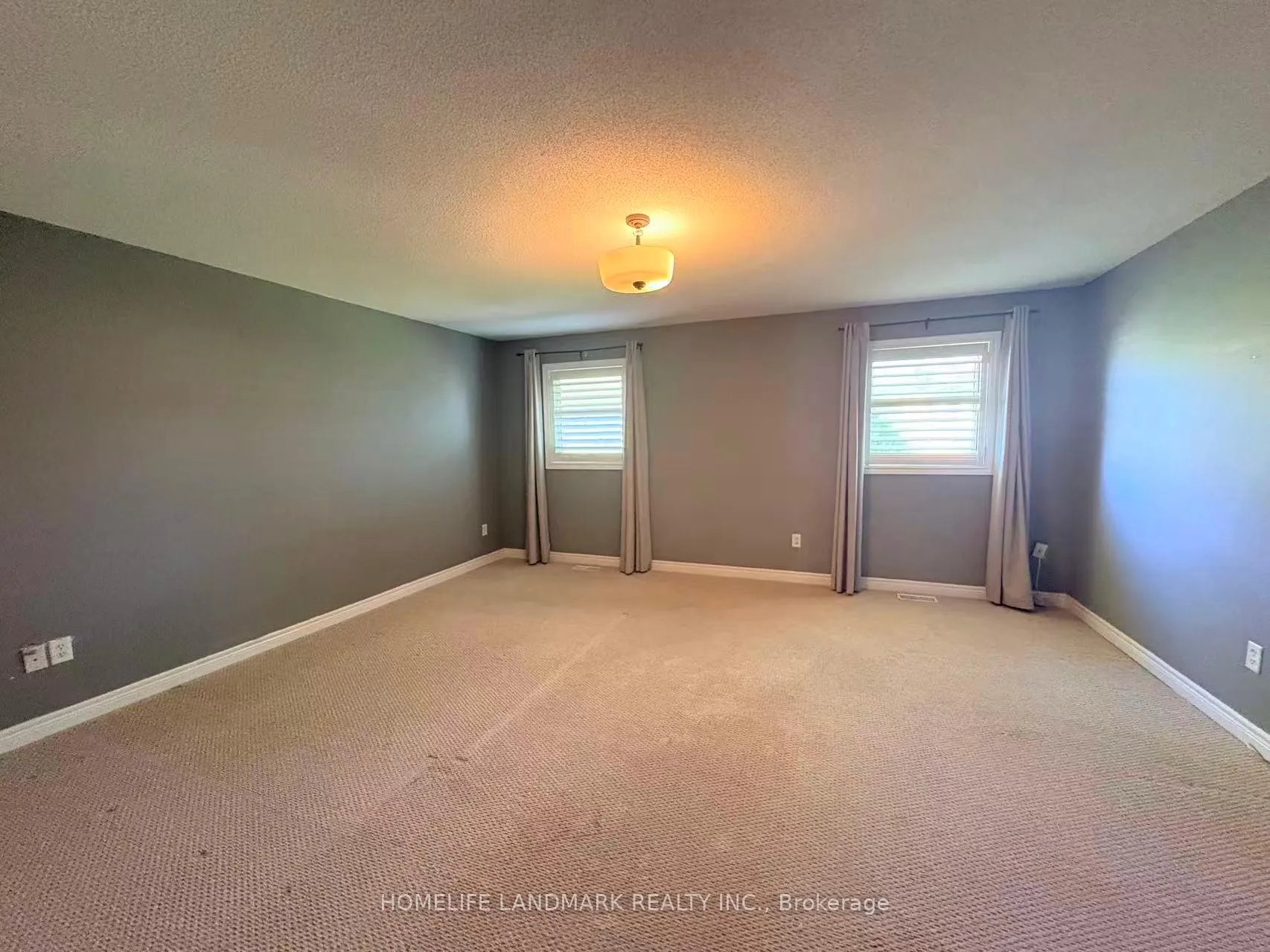 Photo 14 of 1479 Gulledge Trail, Oakville, West Oak Trails — HOMEH