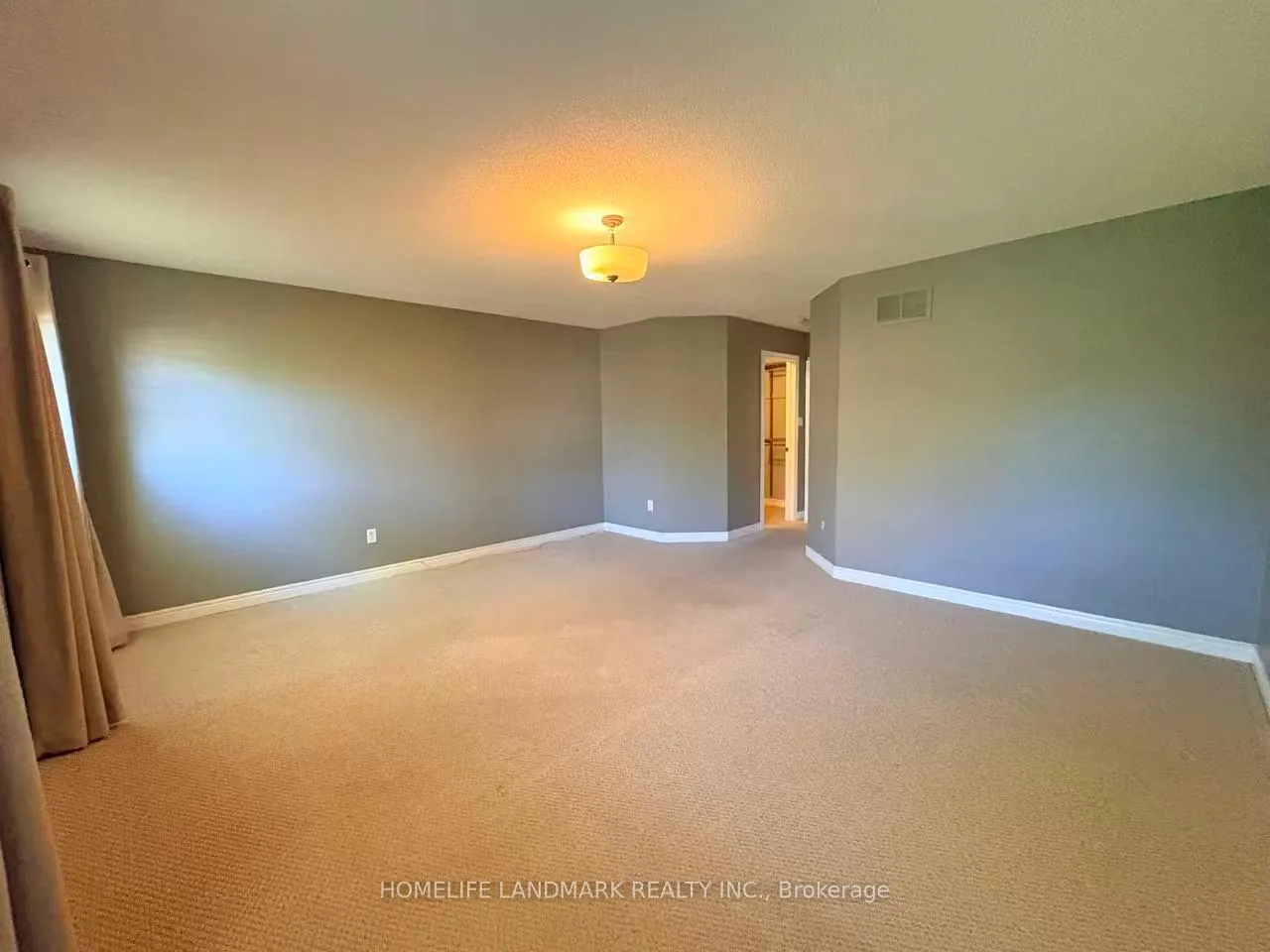 Photo 16 of 1479 Gulledge Trail, Oakville, West Oak Trails — HOMEH