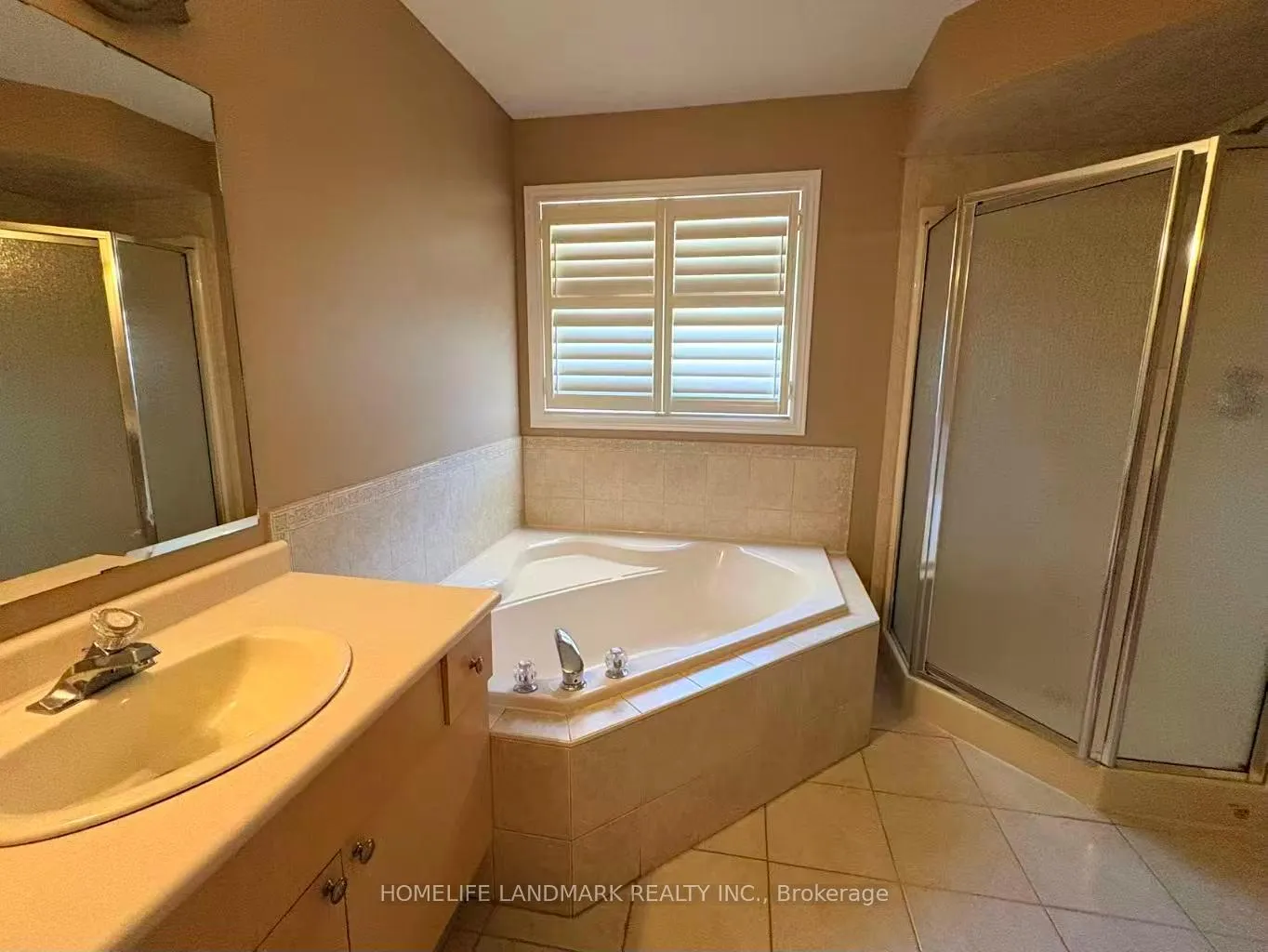 Photo 17 of 1479 Gulledge Trail, Oakville, West Oak Trails — HOMEH