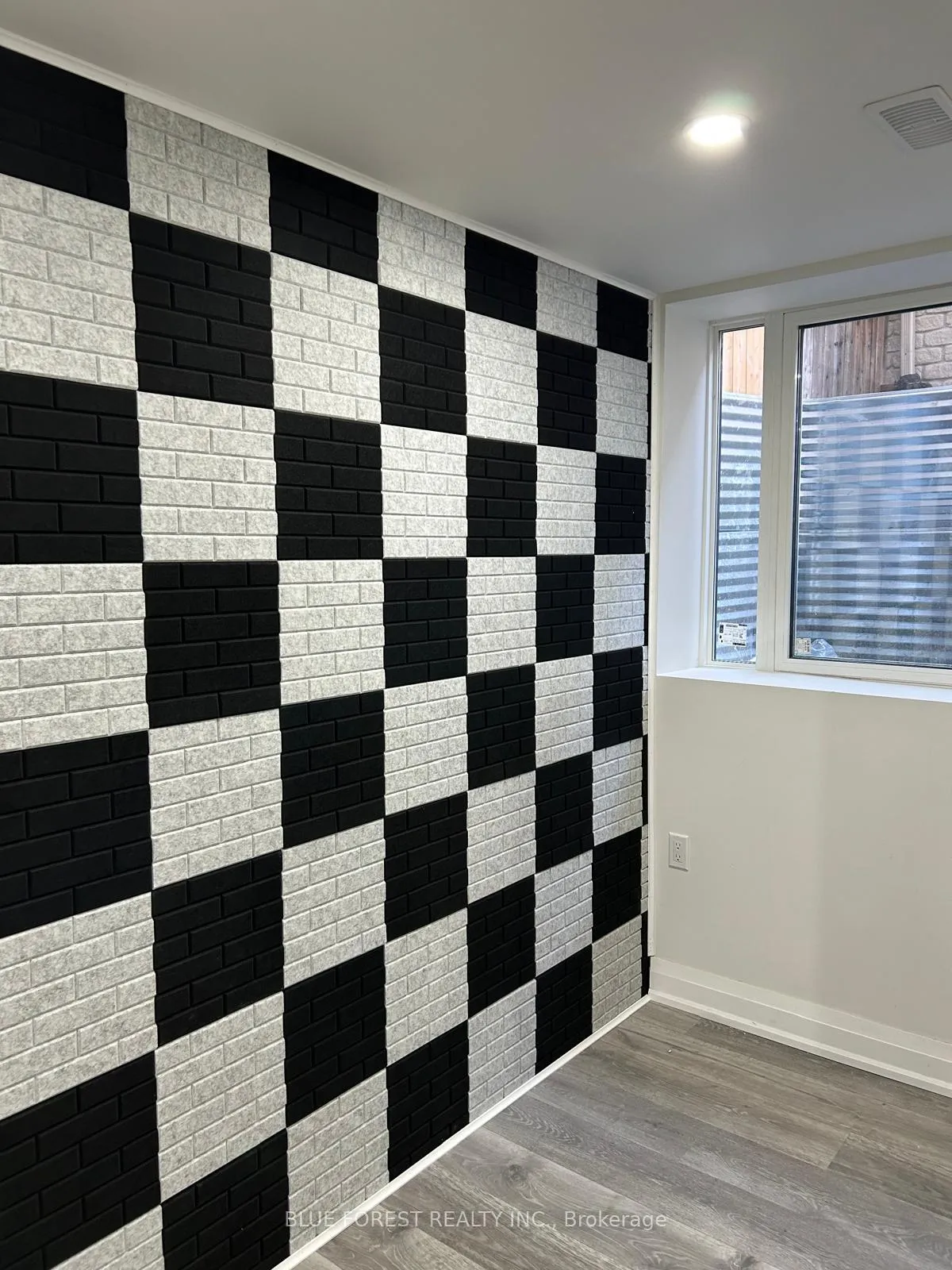 Photo 6 of Unit UNIT A (basement), 167 Forfar Avenue, Kitchener, Heritage Park - Kitchener — HOMEH