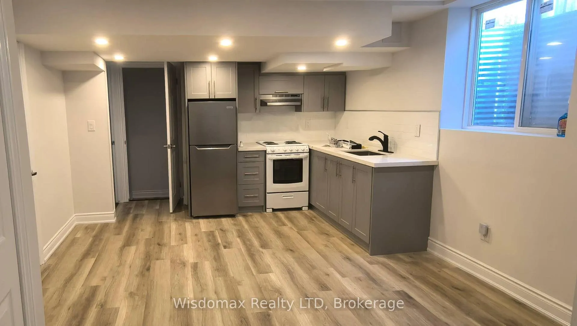 Photo 8 of Unit basement unit, 8429 Kelsey Crescent, Niagara Falls, Forestview — HOMEH
