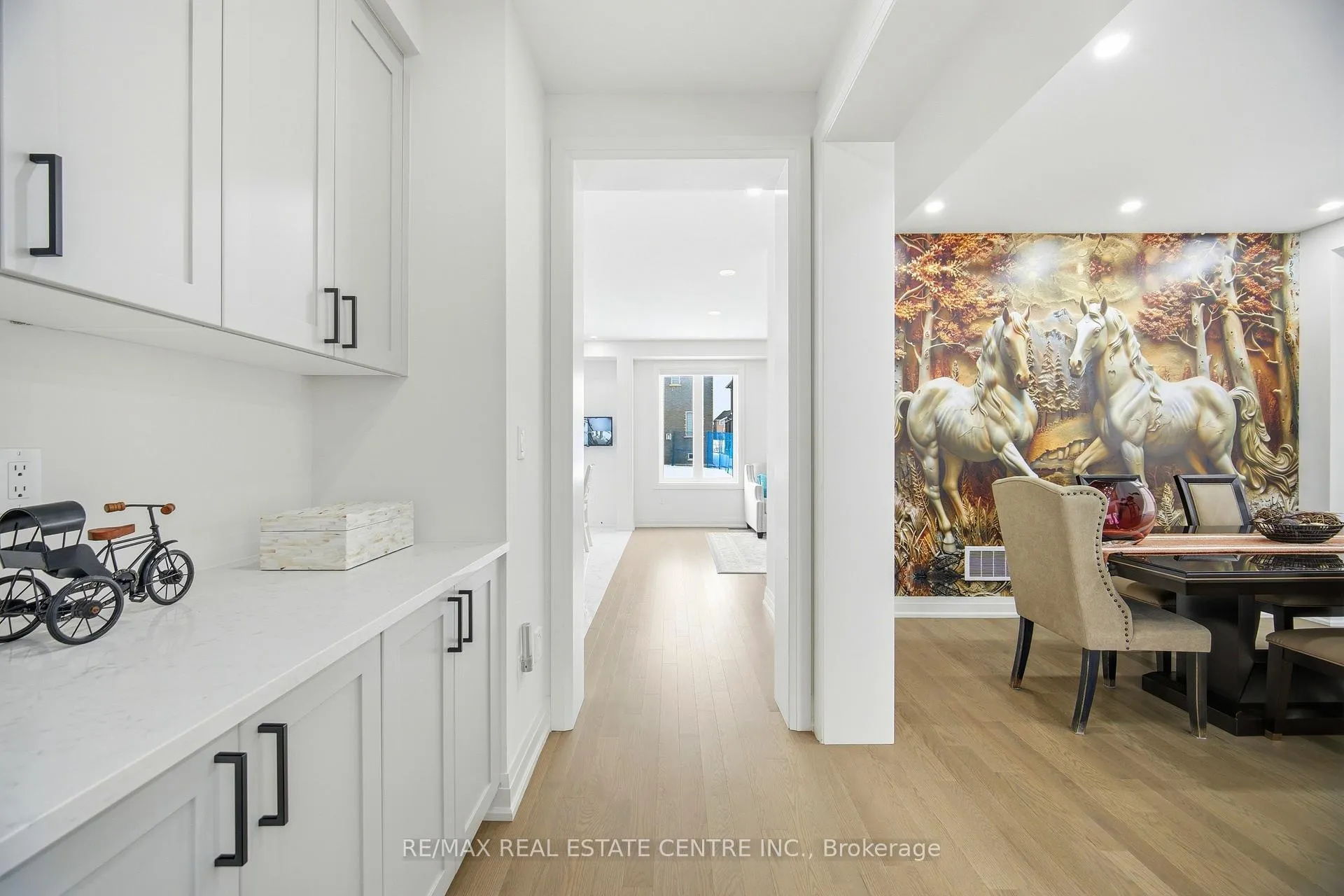 Photo 10 of 112 Bluebird Boulevard, Adjala-Tosorontio, Colgan — HOMEH