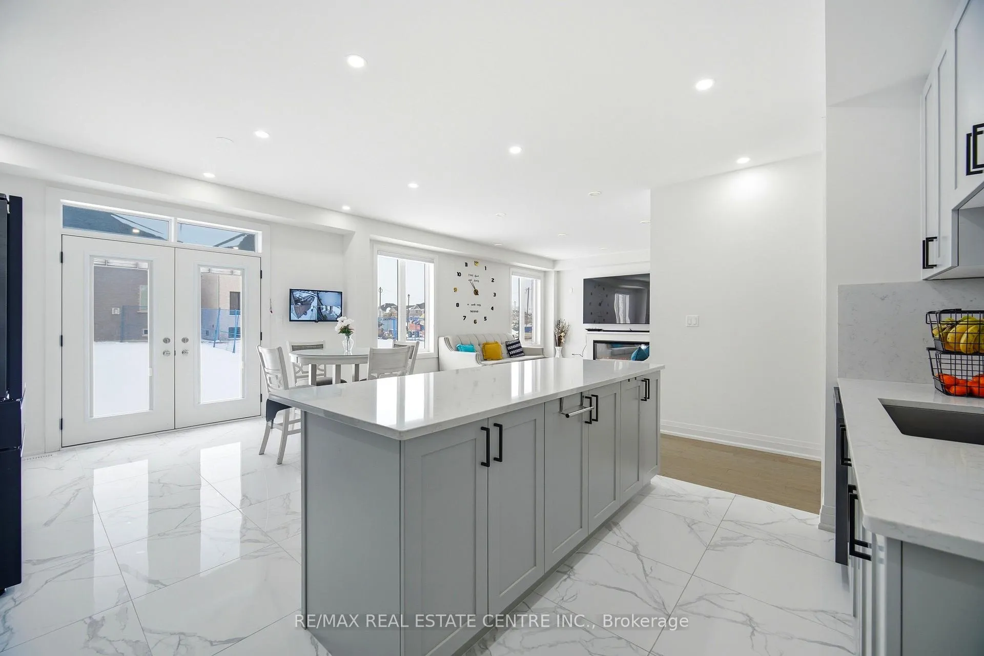 Photo 15 of 112 Bluebird Boulevard, Adjala-Tosorontio, Colgan — HOMEH