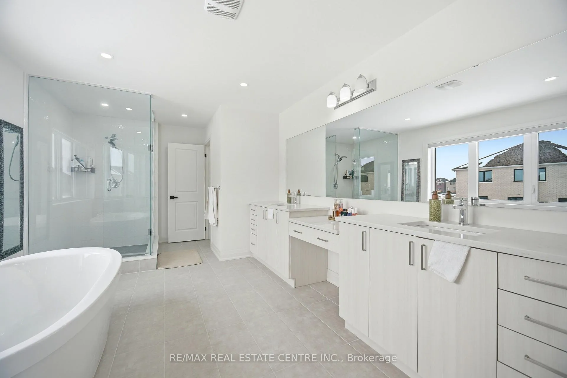 Photo 30 of 112 Bluebird Boulevard, Adjala-Tosorontio, Colgan — HOMEH