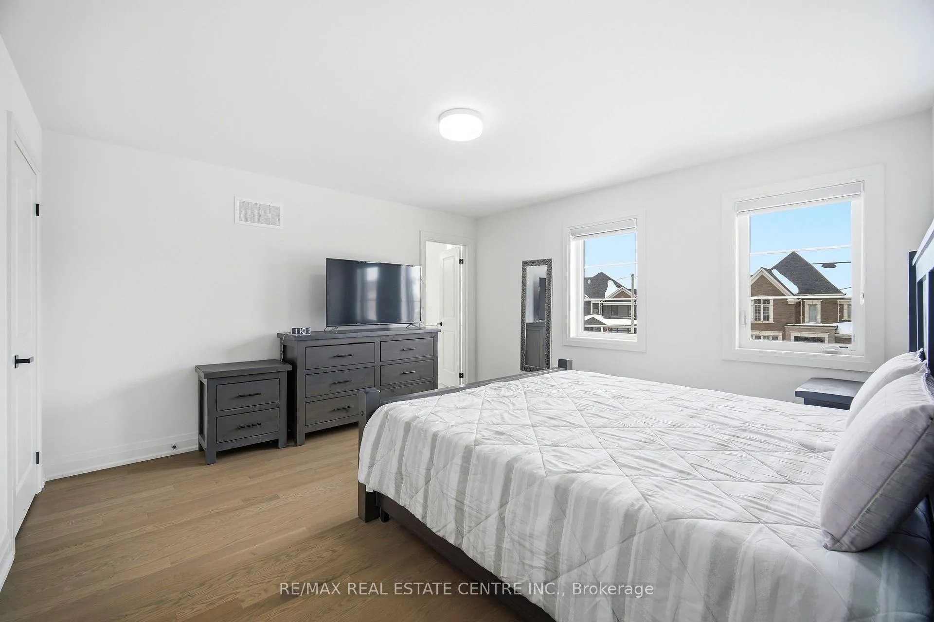 Photo 34 of 112 Bluebird Boulevard, Adjala-Tosorontio, Colgan — HOMEH