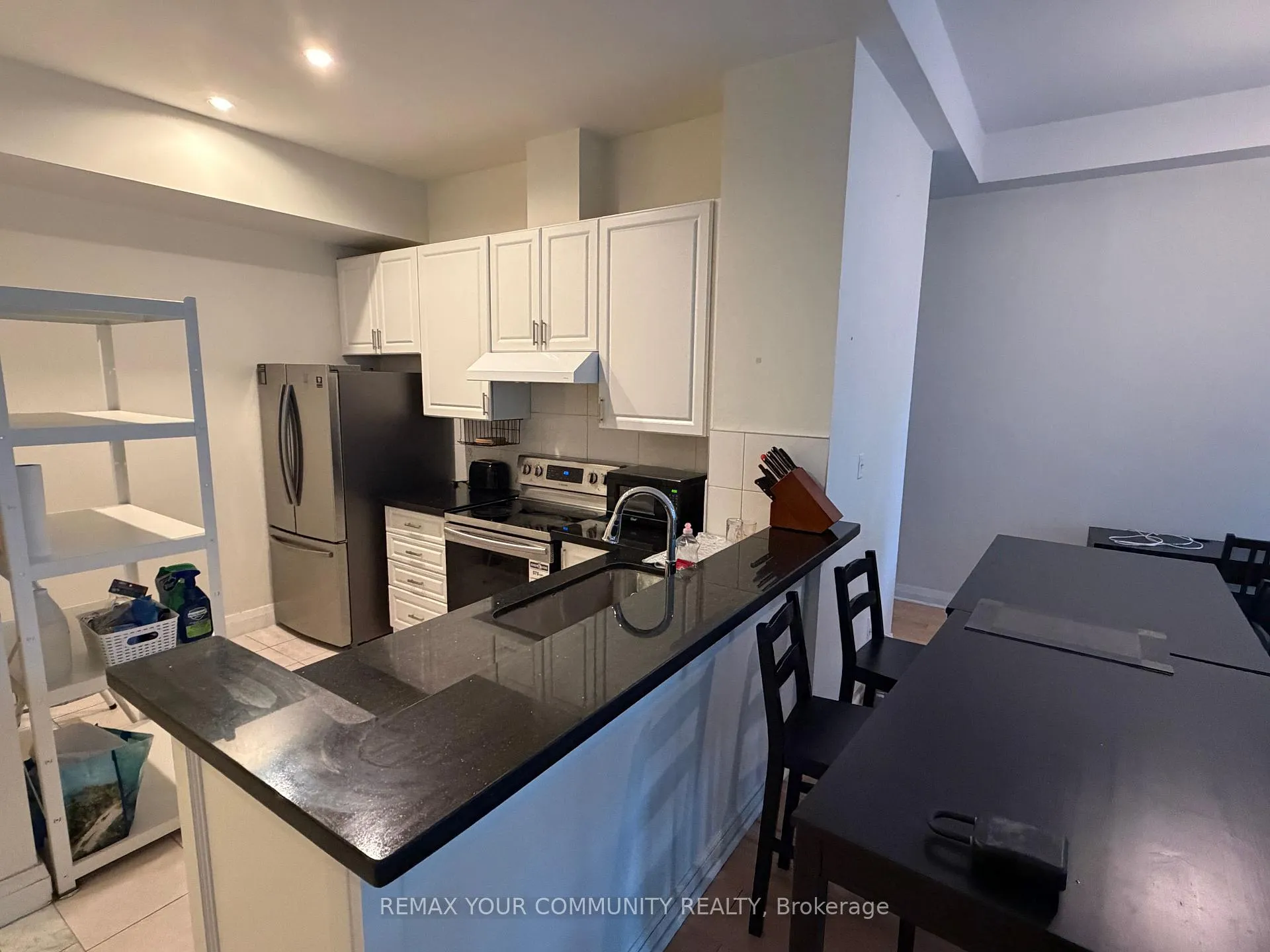 Photo 6 of Unit 705, 8 Wellesley Street E, Toronto, Church-Yonge Corridor — HOMEH