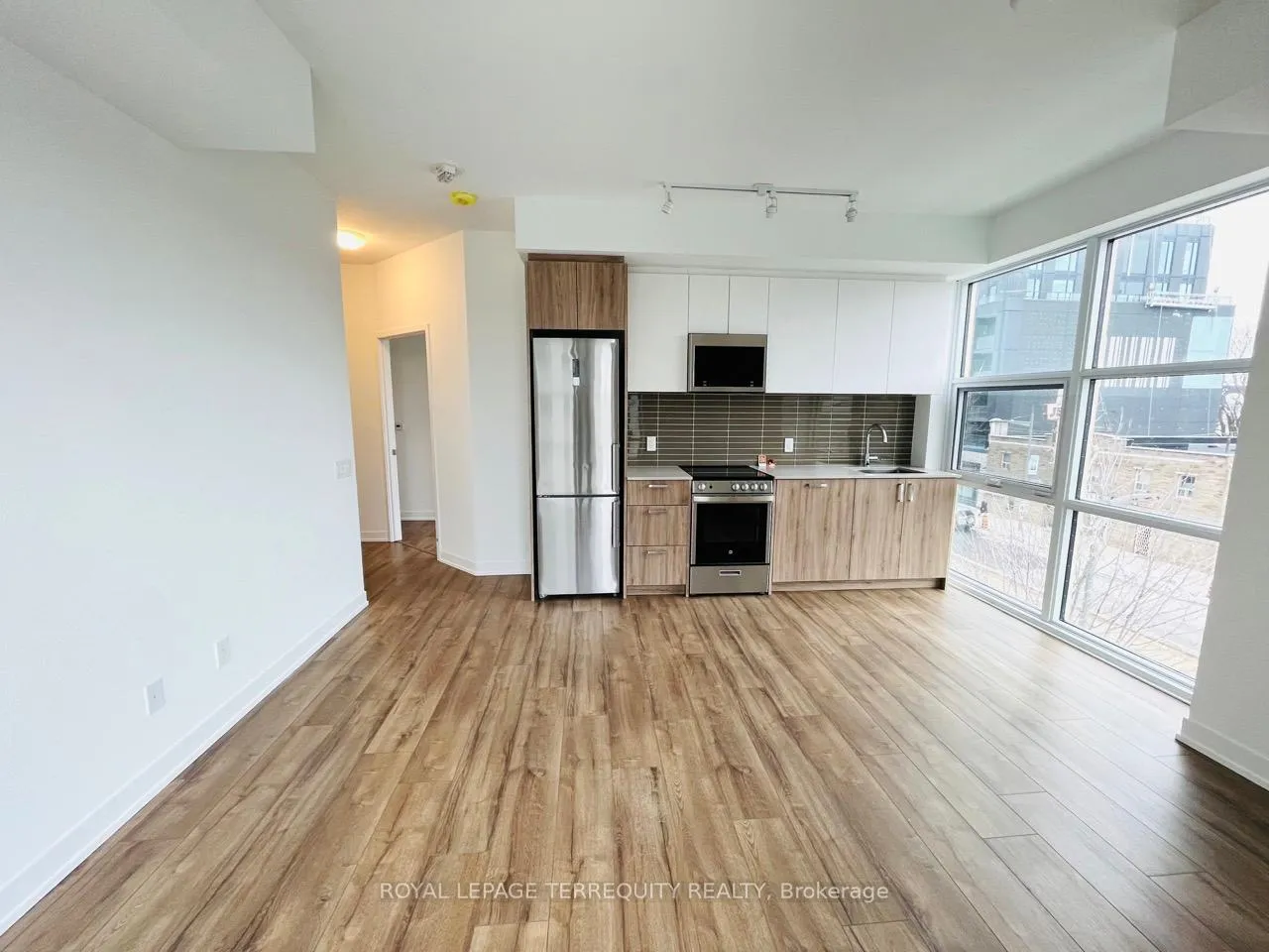 Photo 2 of Unit 325, 1787 St Clair Avenue W, Toronto, Weston-Pellam Park — HOMEH