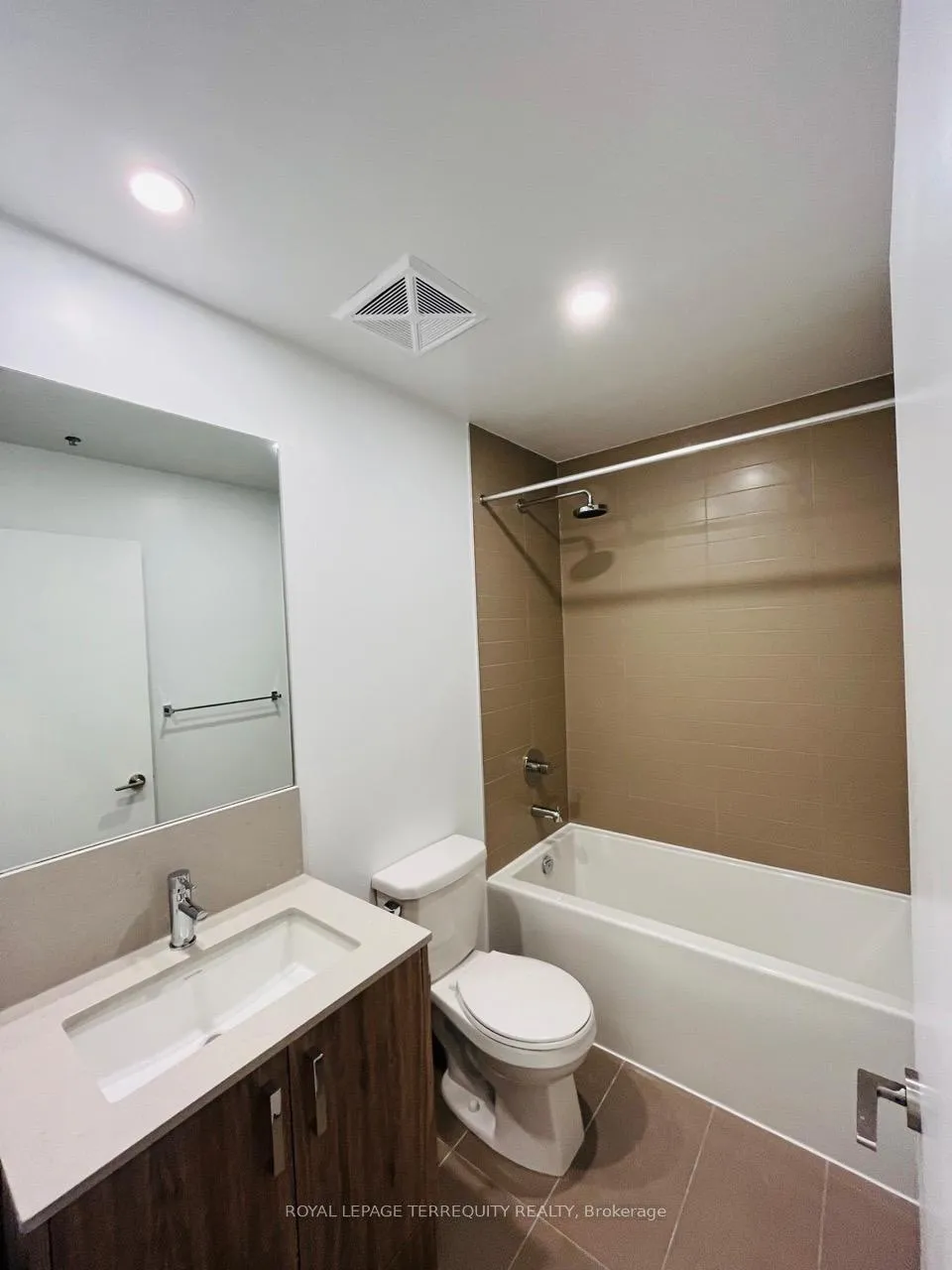 Photo 7 of Unit 325, 1787 St Clair Avenue W, Toronto, Weston-Pellam Park — HOMEH