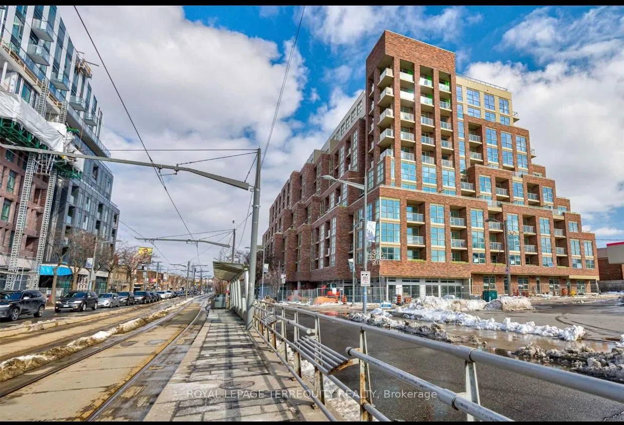 Photo 13 of Unit 325, 1787 St Clair Avenue W, Toronto, Weston-Pellam Park — HOMEH