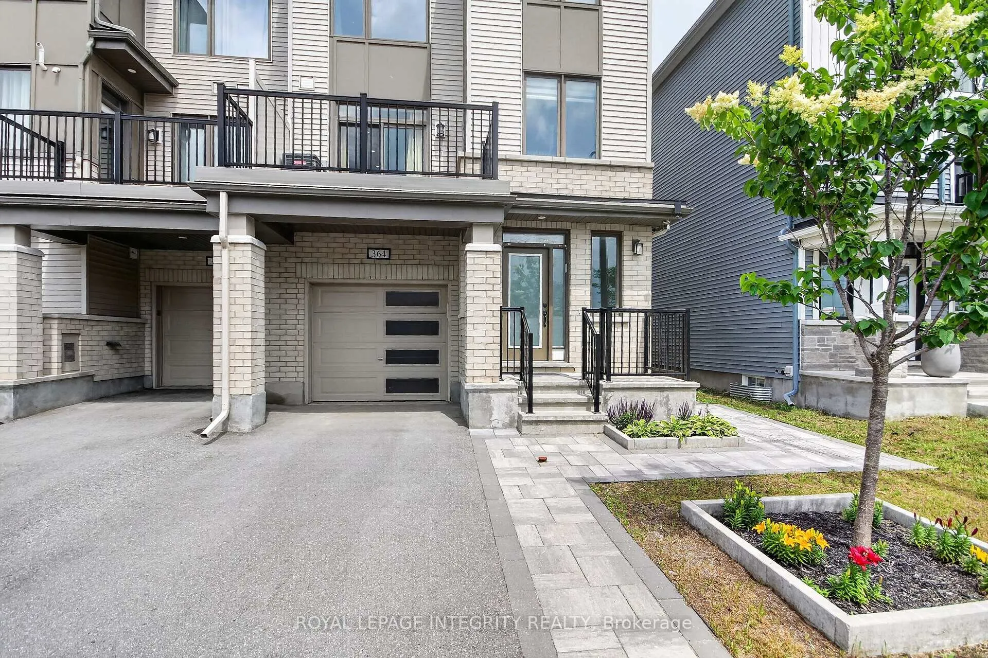 Photo 2 of 364 Aphelion Crescent N, Ottawa, Barrhaven - Half Moon Bay — HOMEH