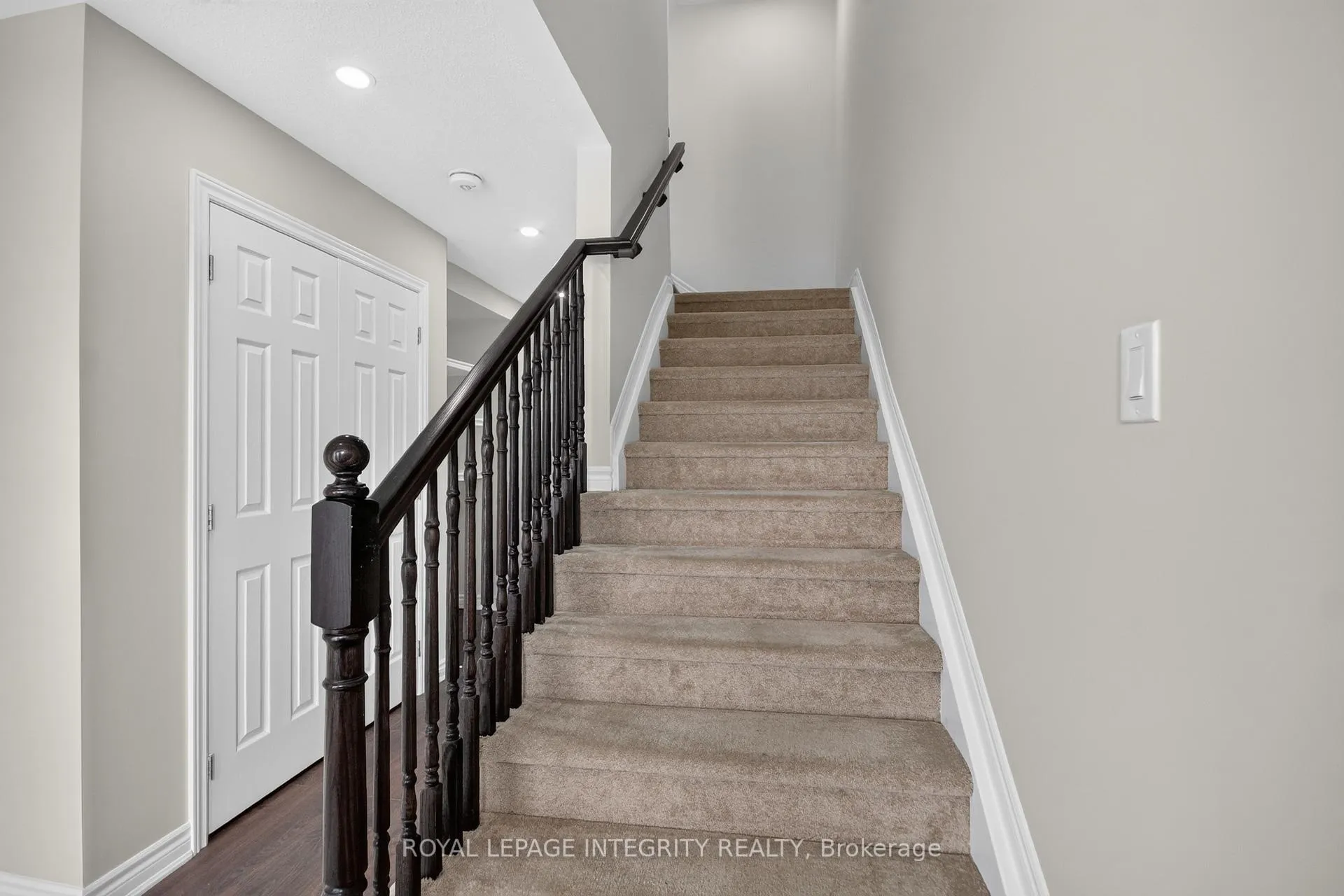 Photo 7 of 364 Aphelion Crescent N, Ottawa, Barrhaven - Half Moon Bay — HOMEH