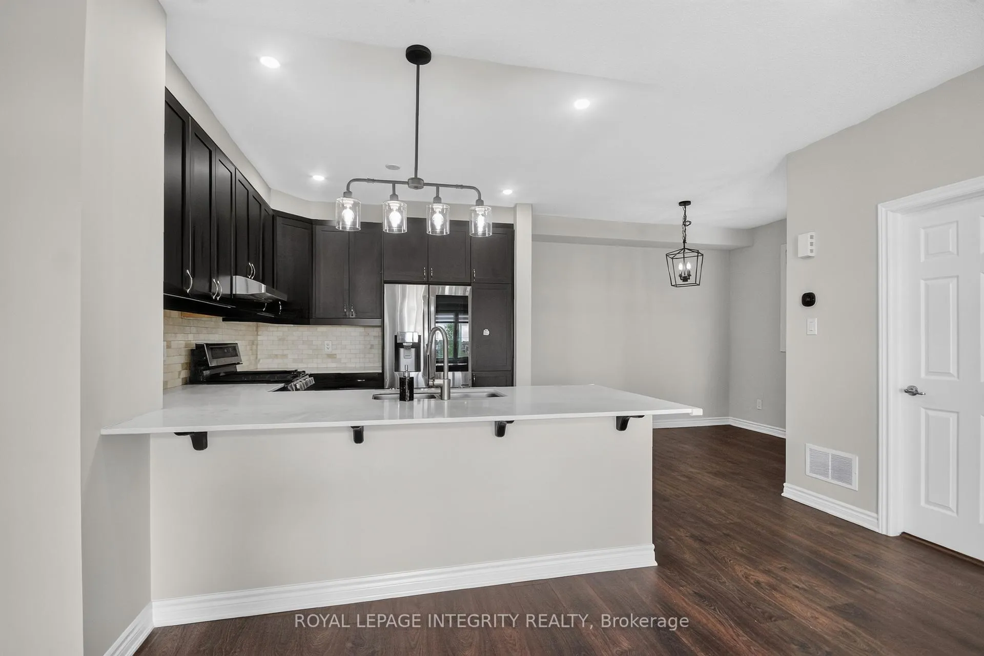 Photo 9 of 364 Aphelion Crescent N, Ottawa, Barrhaven - Half Moon Bay — HOMEH
