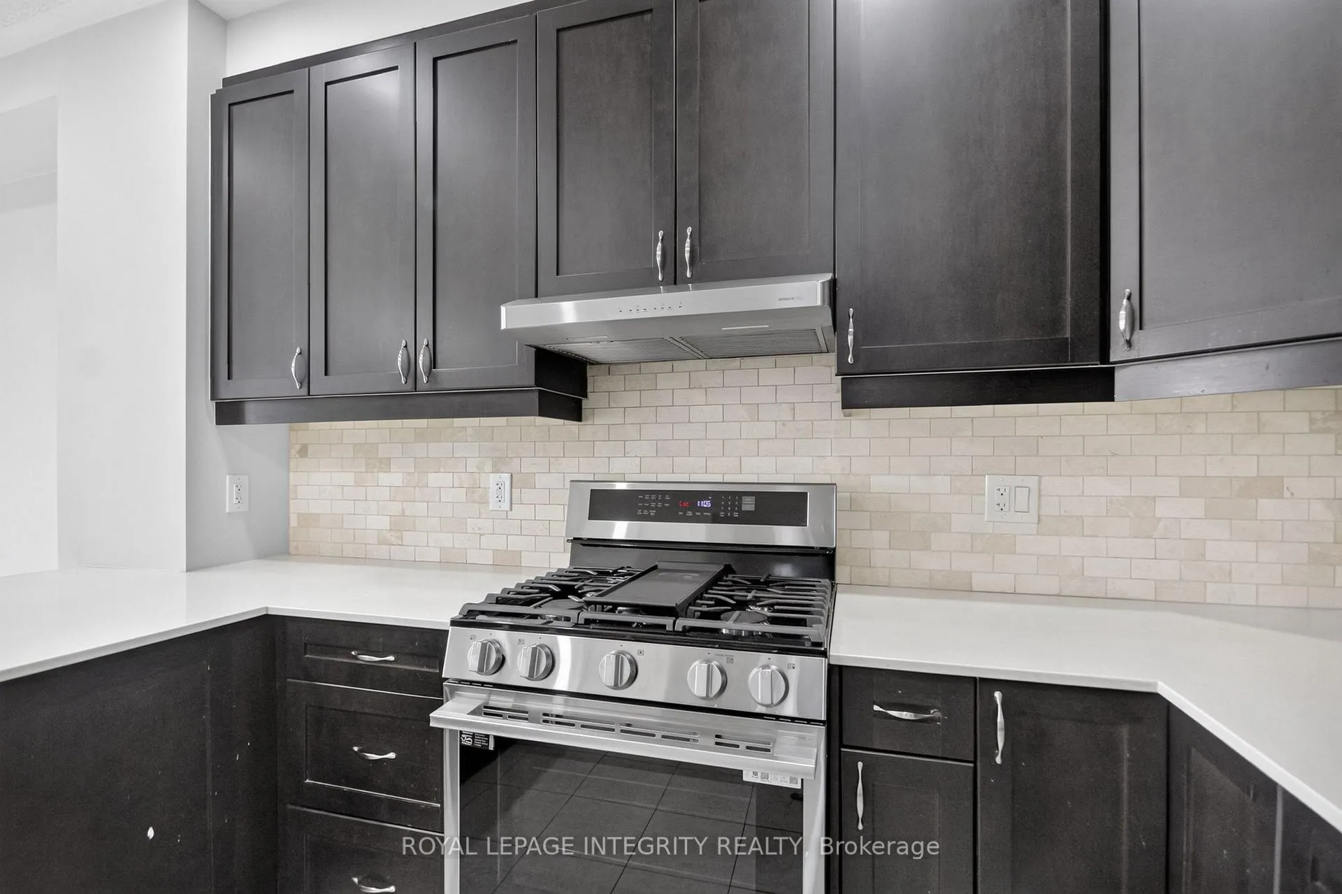 Photo 16 of 364 Aphelion Crescent N, Ottawa, Barrhaven - Half Moon Bay — HOMEH