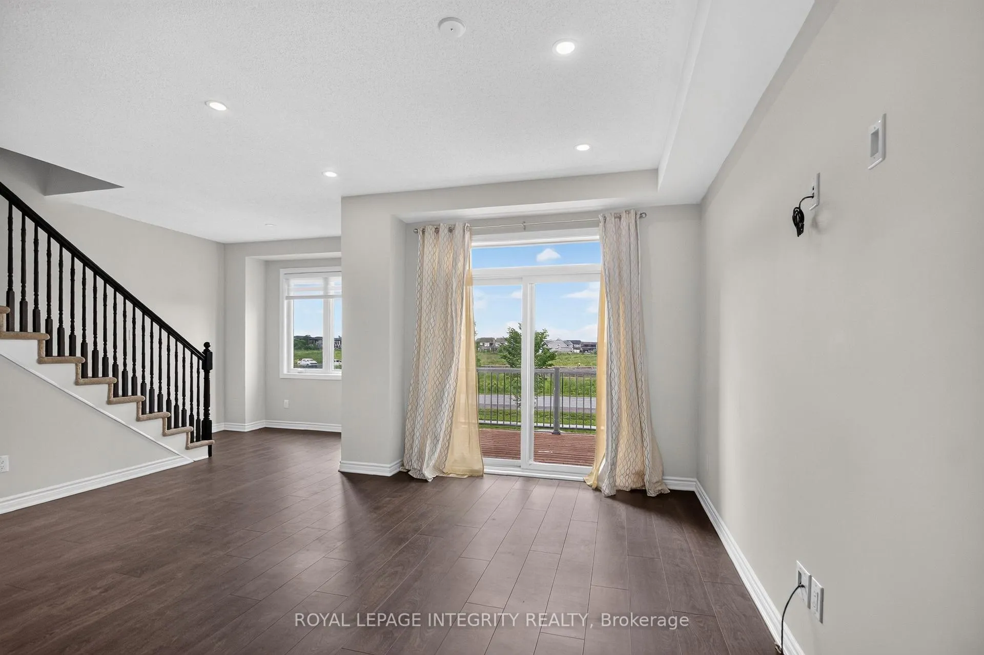 Photo 20 of 364 Aphelion Crescent N, Ottawa, Barrhaven - Half Moon Bay — HOMEH