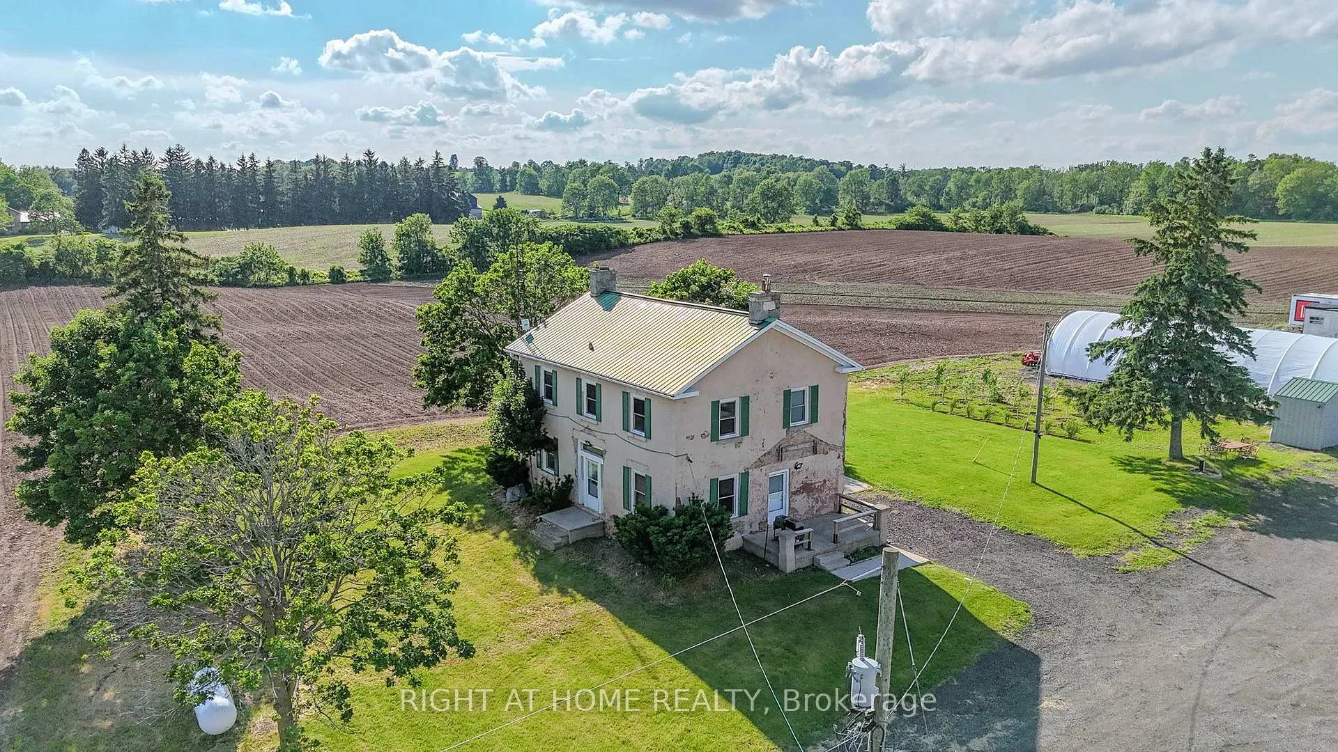 Photo 1 of 919 Safari Road, Hamilton, Rural Flamborough — HOMEH