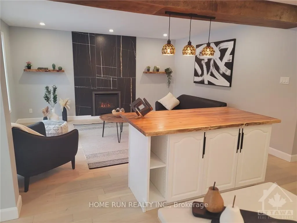 Photo 14 of 27 Springwood Circle, Ottawa, Stittsville (Central) — HOMEH