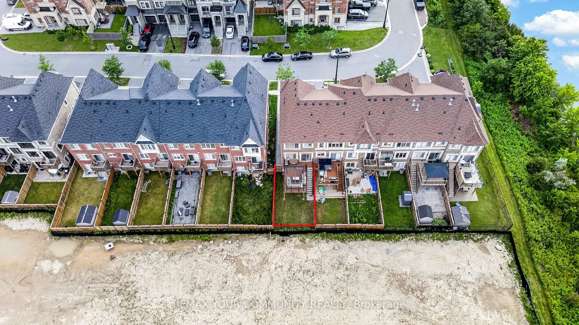 Photo 15 of 108 Sunset Terrace, Vaughan, Vellore Village — HOMEH