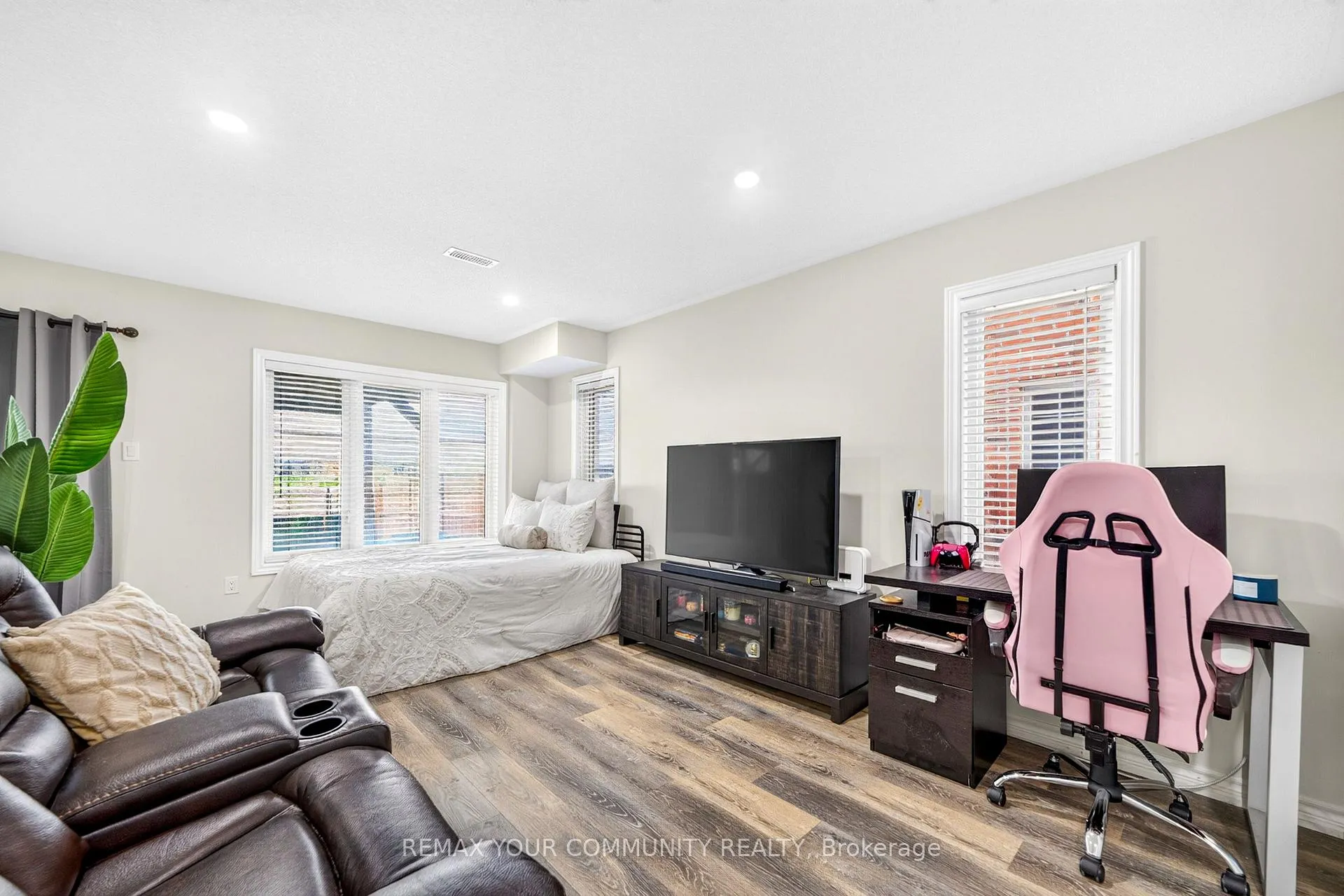 Photo 28 of 108 Sunset Terrace, Vaughan, Vellore Village — HOMEH