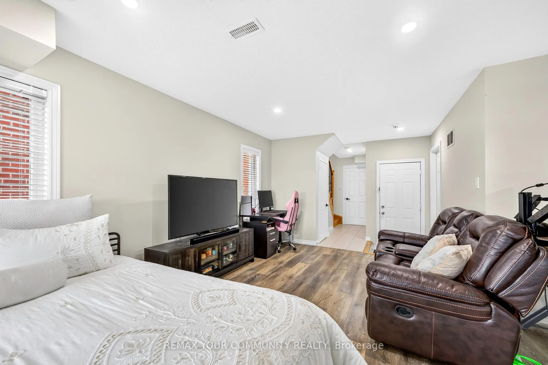 Photo 29 of 108 Sunset Terrace, Vaughan, Vellore Village — HOMEH