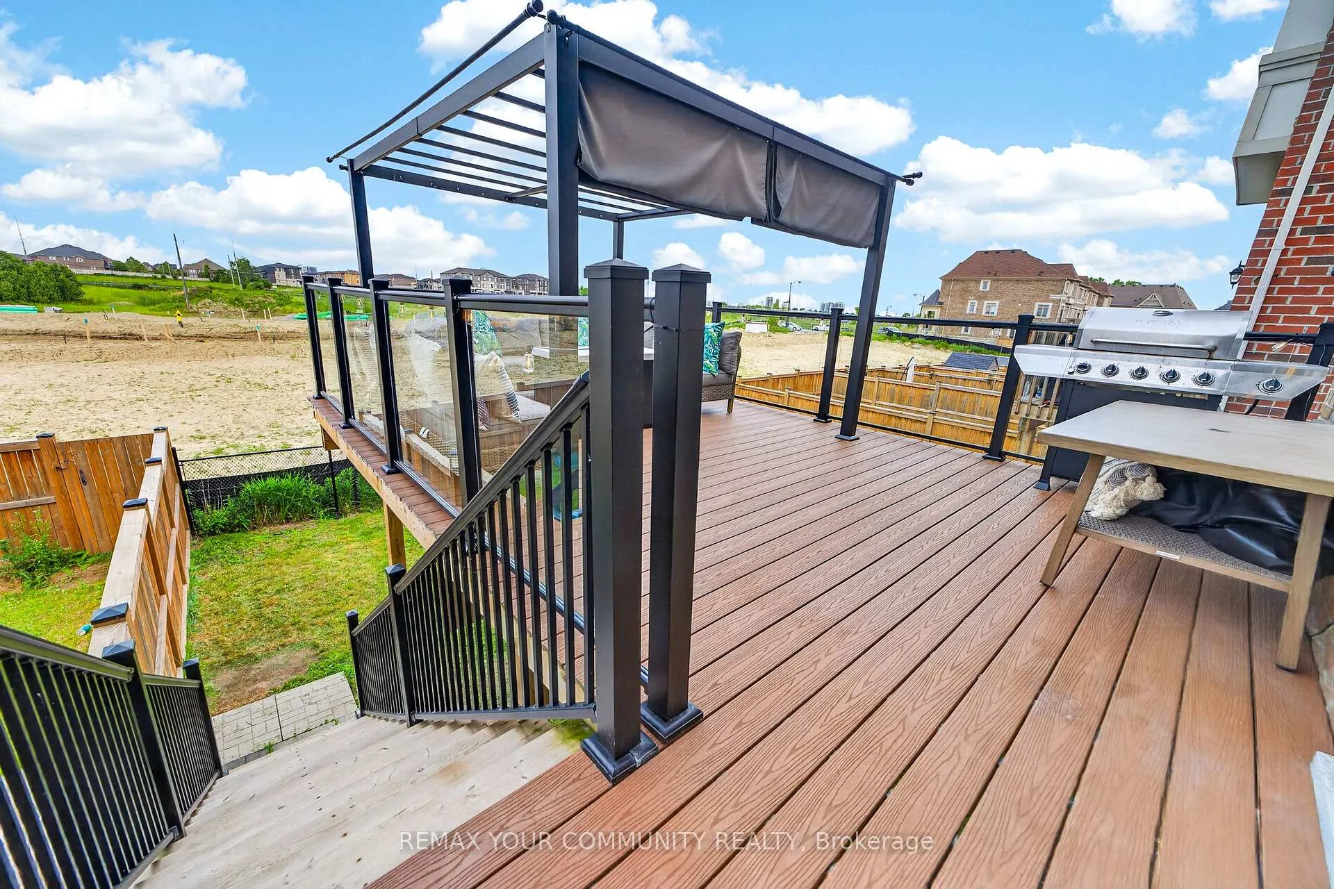 Photo 33 of 108 Sunset Terrace, Vaughan, Vellore Village — HOMEH