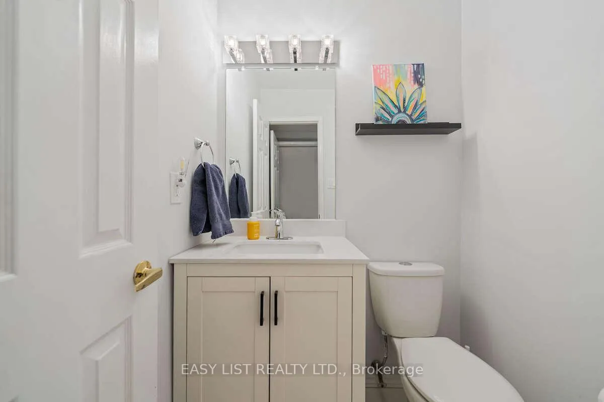 Photo 13 of 109 Whitney Place, Vaughan, Lakeview Estates — HOMEH