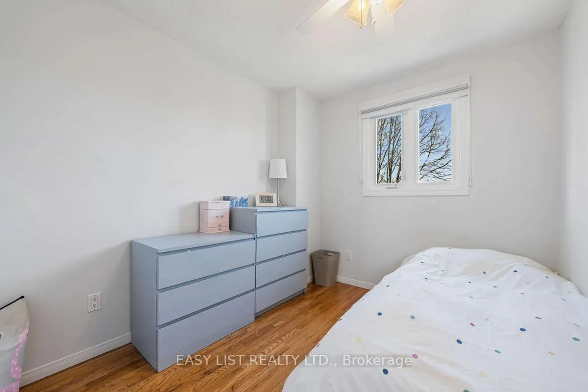 Photo 22 of 109 Whitney Place, Vaughan, Lakeview Estates — HOMEH