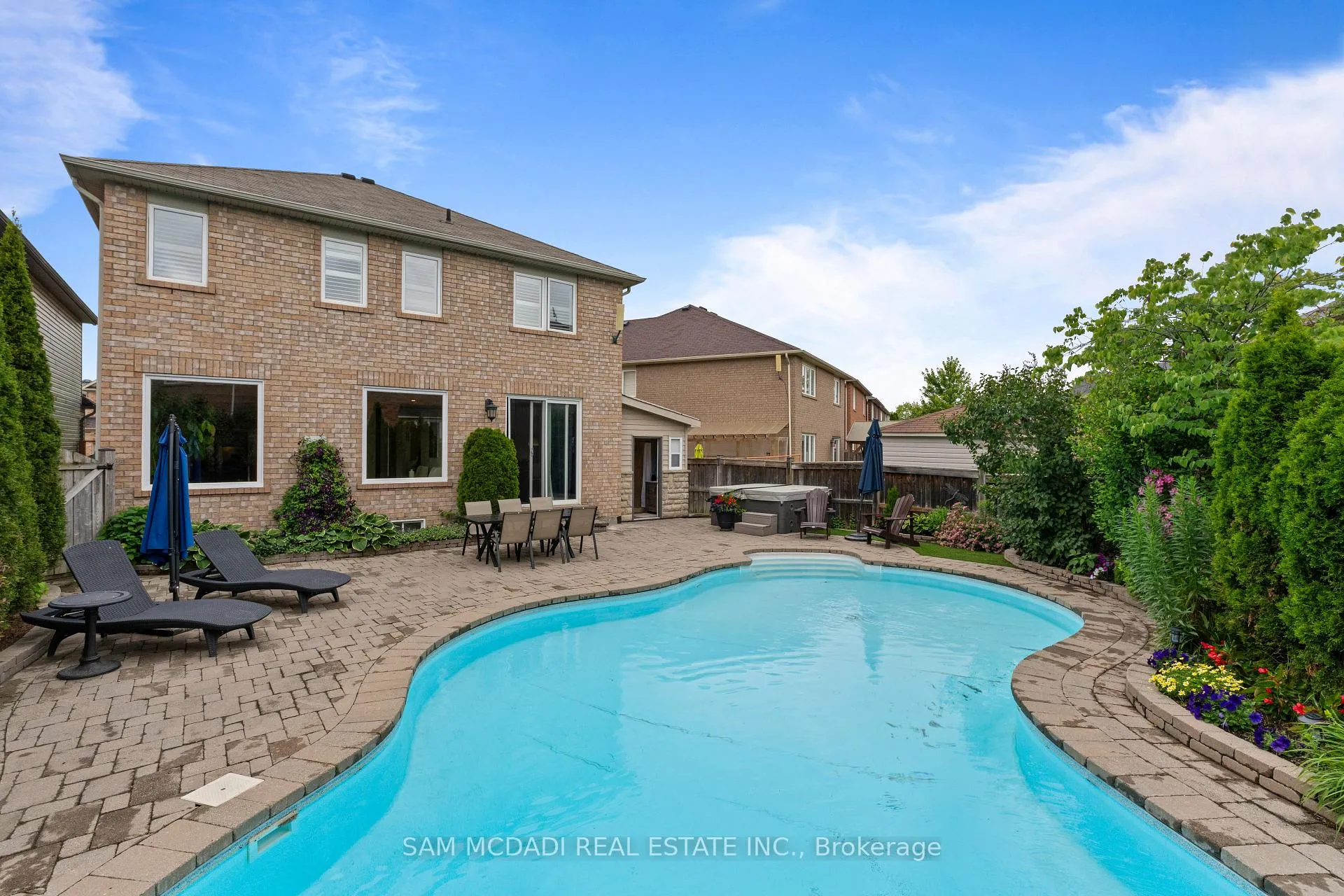 Photo 55 of 899 Pickersgill Crescent, Milton, Harrison — HOMEH