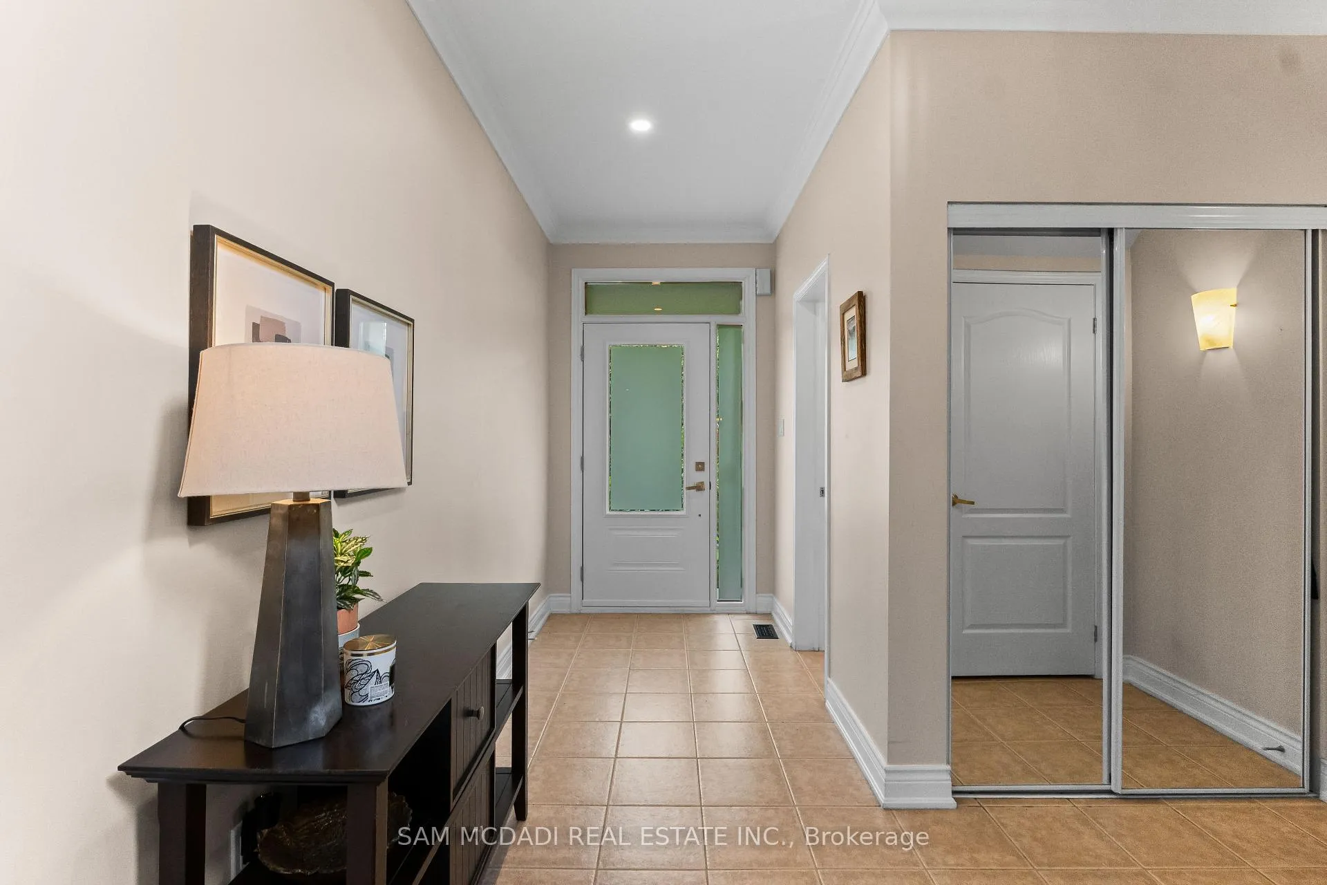 Photo 6 of 899 Pickersgill Crescent, Milton, Harrison — HOMEH