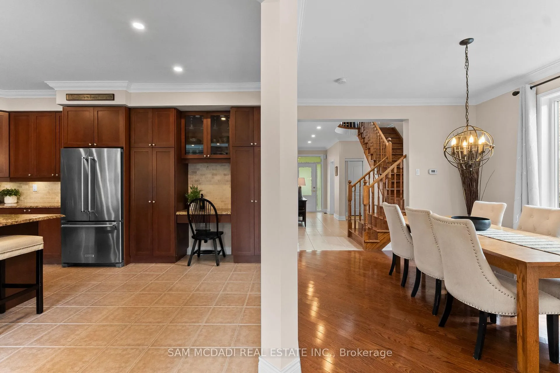 Photo 13 of 899 Pickersgill Crescent, Milton, Harrison — HOMEH