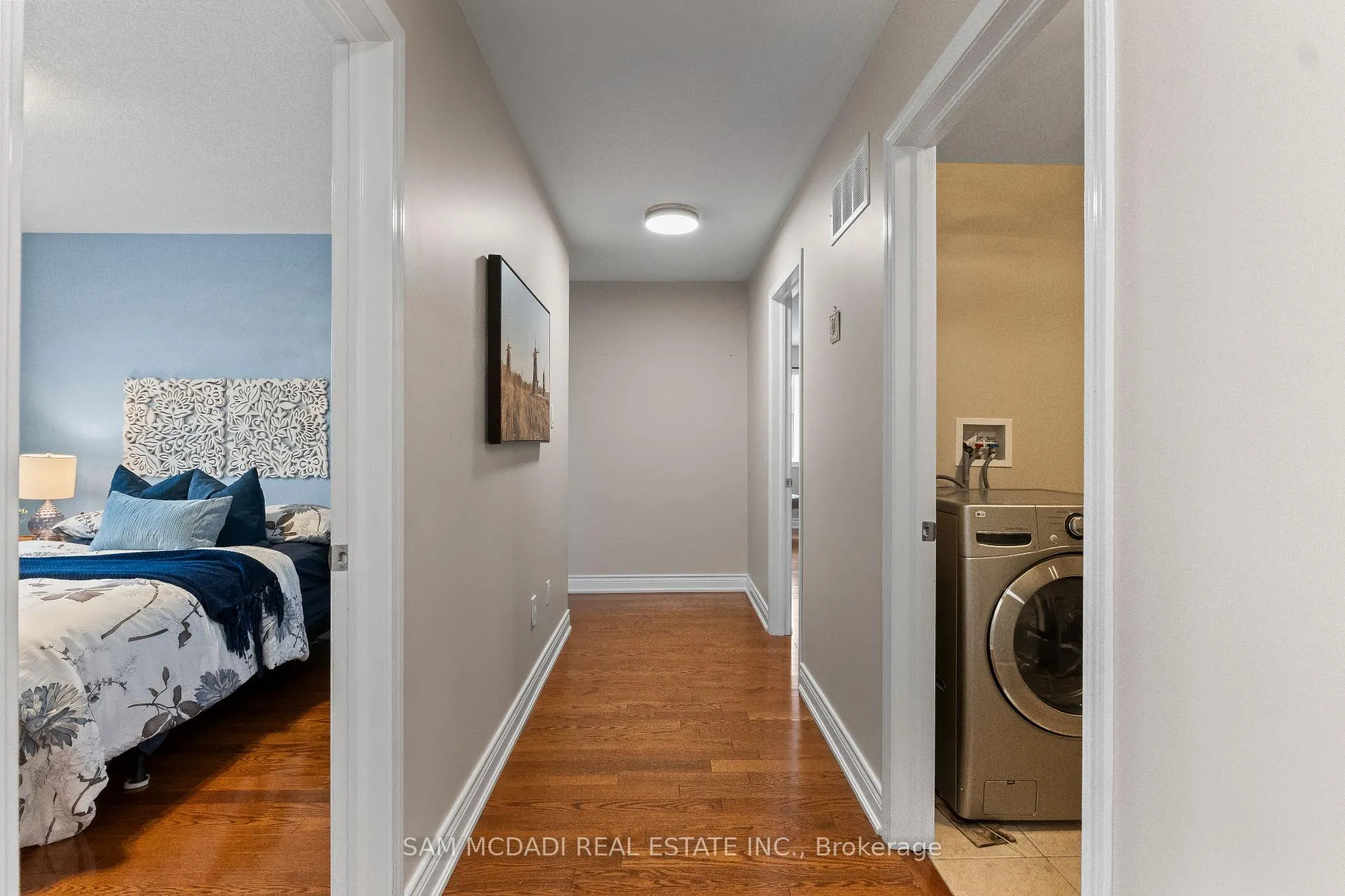 Photo 30 of 899 Pickersgill Crescent, Milton, Harrison — HOMEH