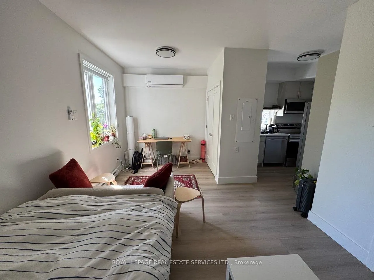 Photo 2 of Unit H, 61 Pinehurst Avenue, Ottawa, Hintonburg — HOMEH