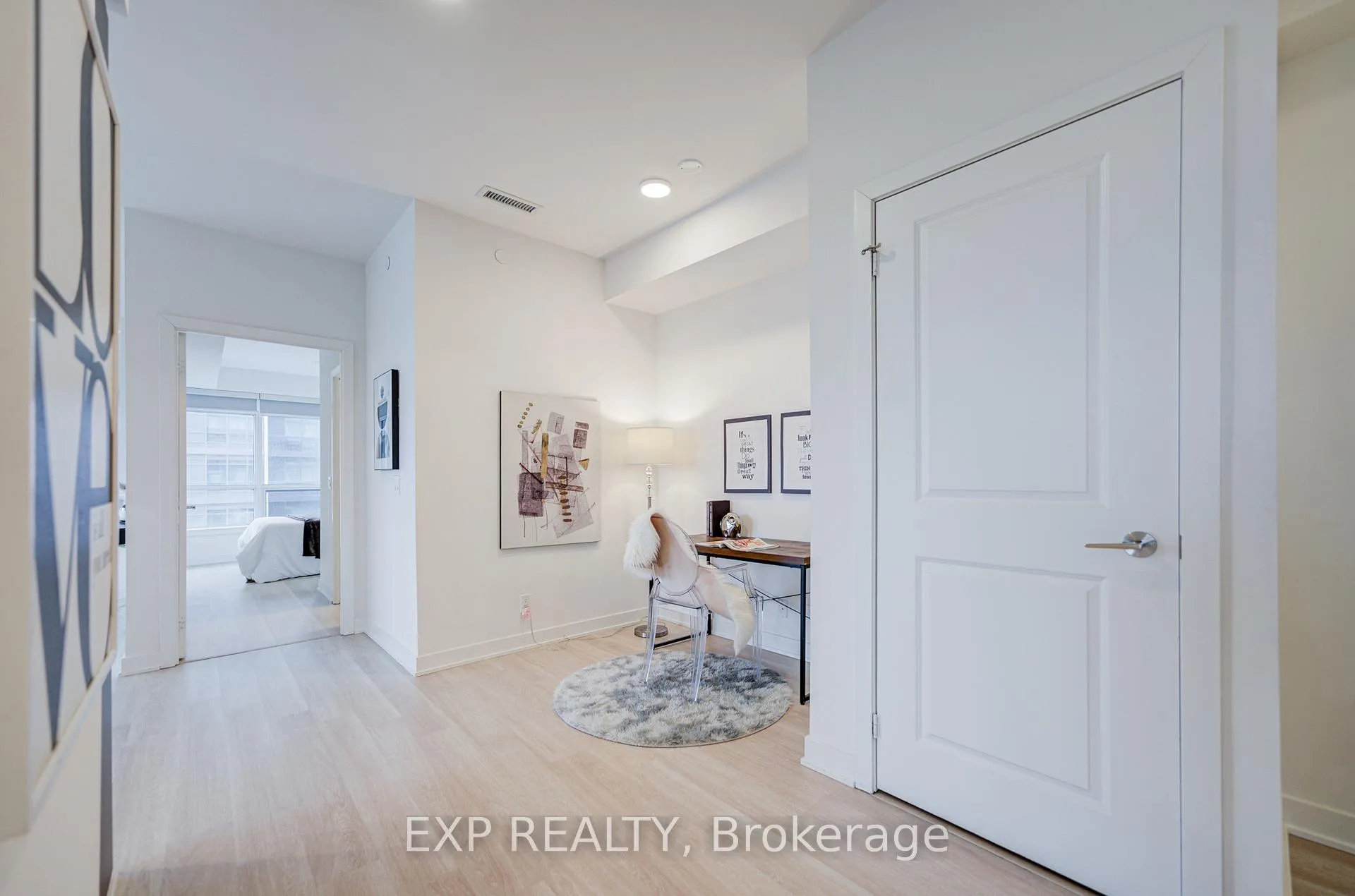 Photo 6 of Unit 2707, 30 Upper Mall Way, Vaughan, Brownridge — HOMEH