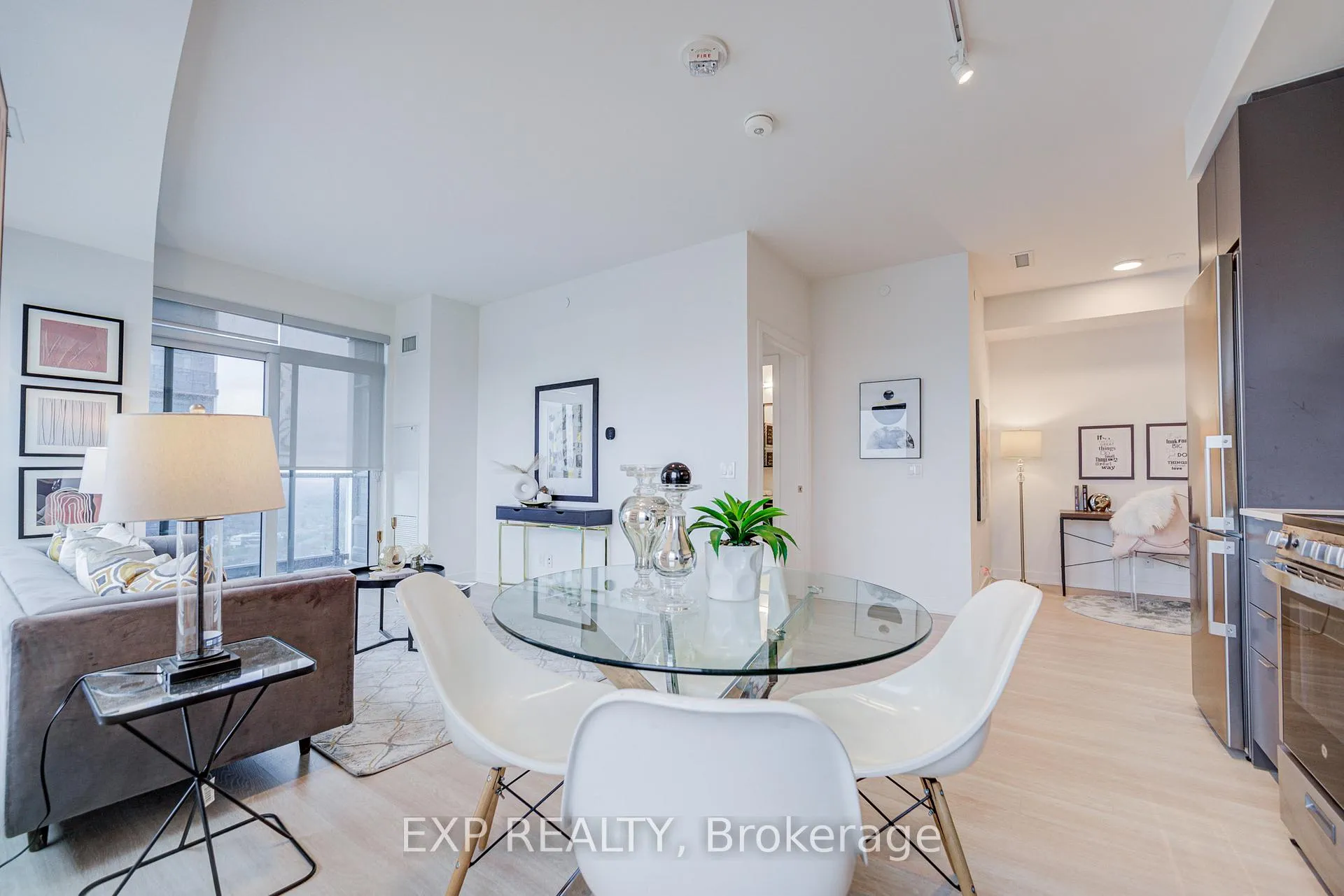 Photo 12 of Unit 2707, 30 Upper Mall Way, Vaughan, Brownridge — HOMEH