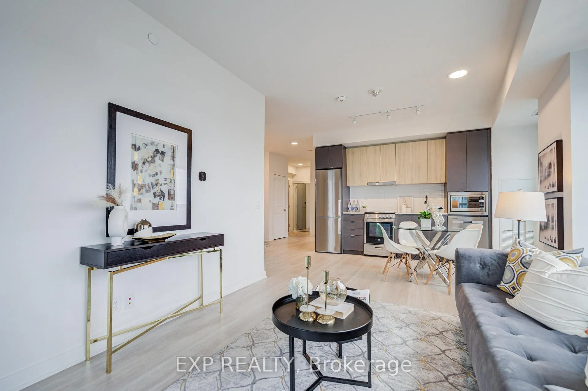 Photo 14 of Unit 2707, 30 Upper Mall Way, Vaughan, Brownridge — HOMEH