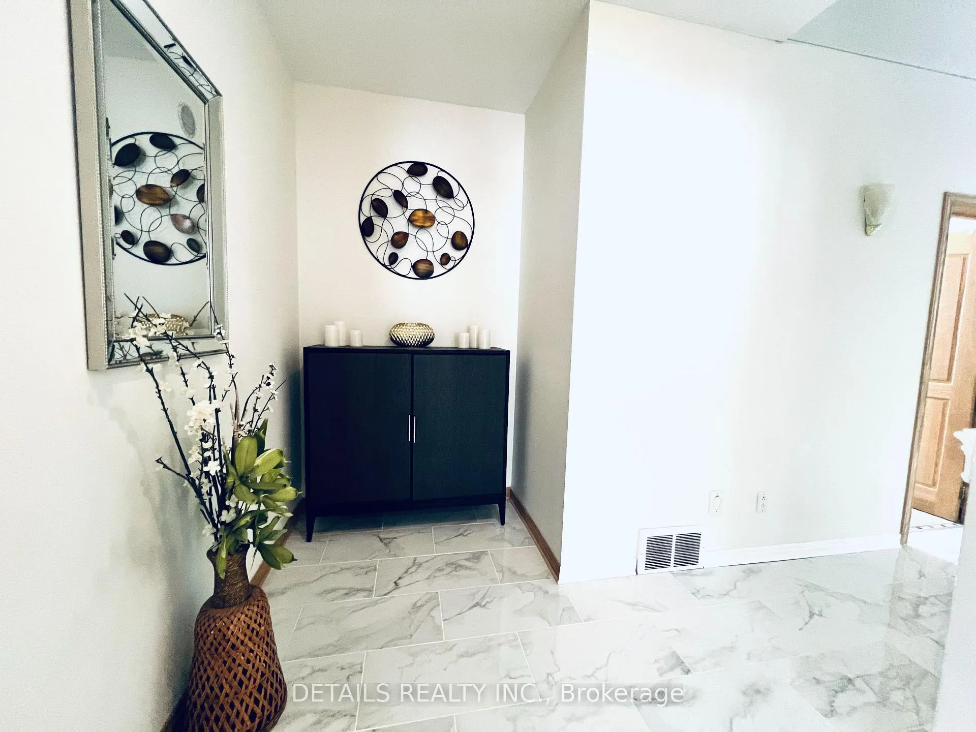 Photo 22 of 461 John Aselford Drive, Ottawa, Huntley Ward (North East) — HOMEH