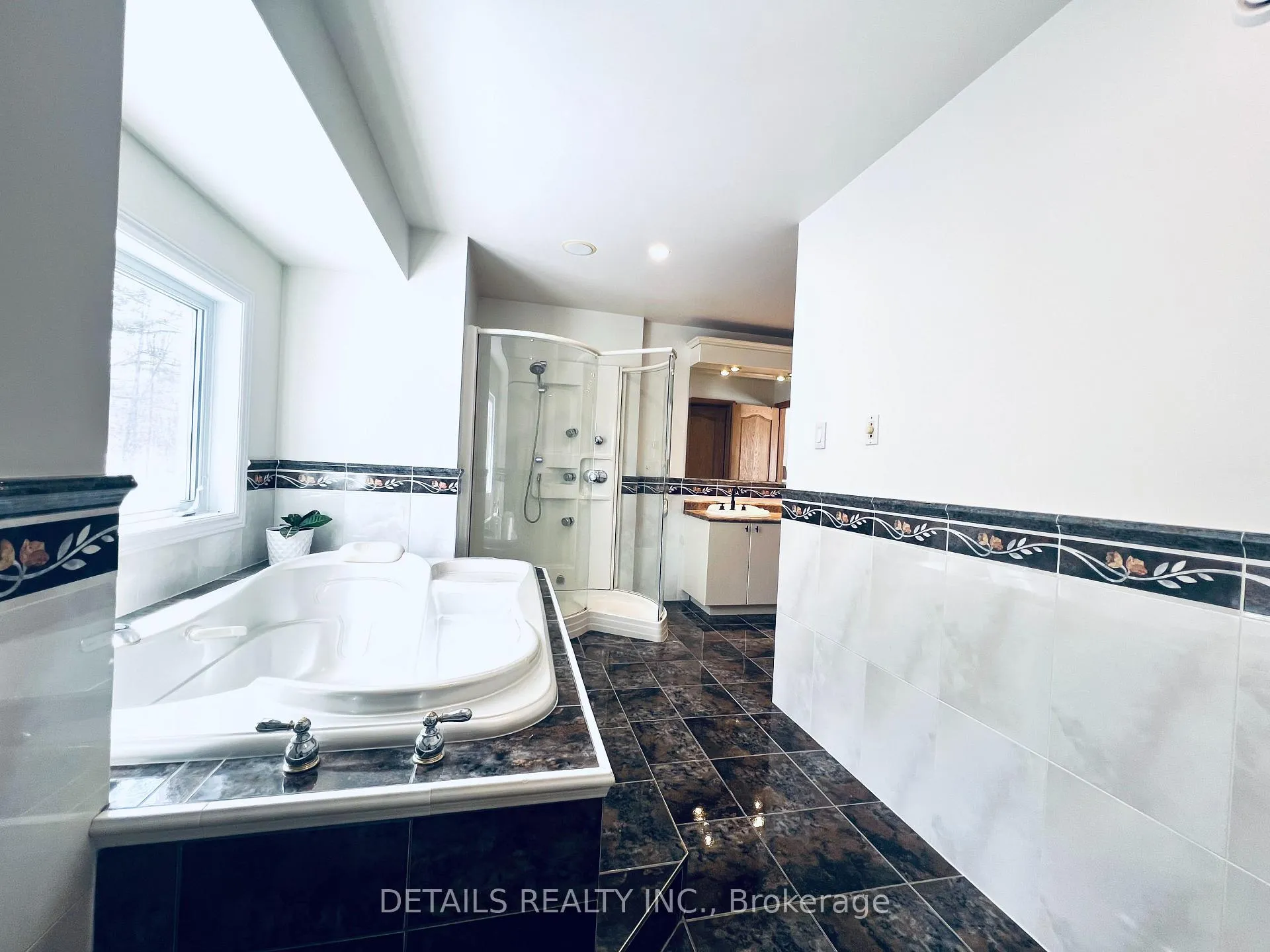 Photo 35 of 461 John Aselford Drive, Ottawa, Huntley Ward (North East) — HOMEH