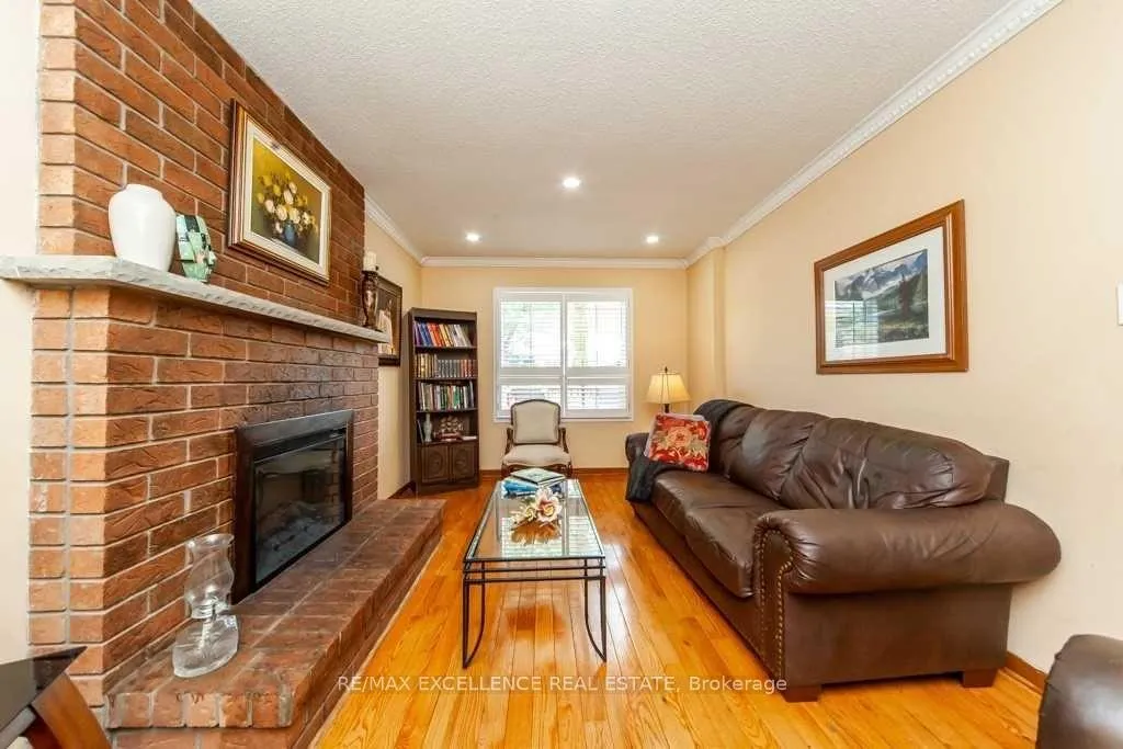 Photo 31 of 30 Ballycastle Crescent, Brampton, Heart Lake West — HOMEH
