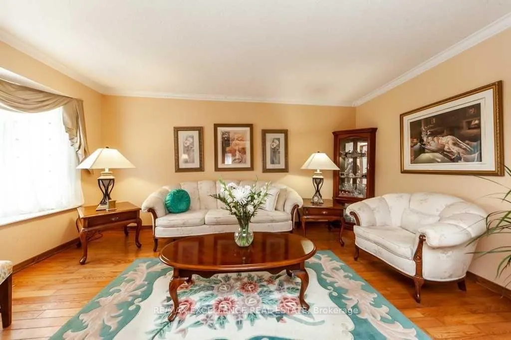 Photo 34 of 30 Ballycastle Crescent, Brampton, Heart Lake West — HOMEH