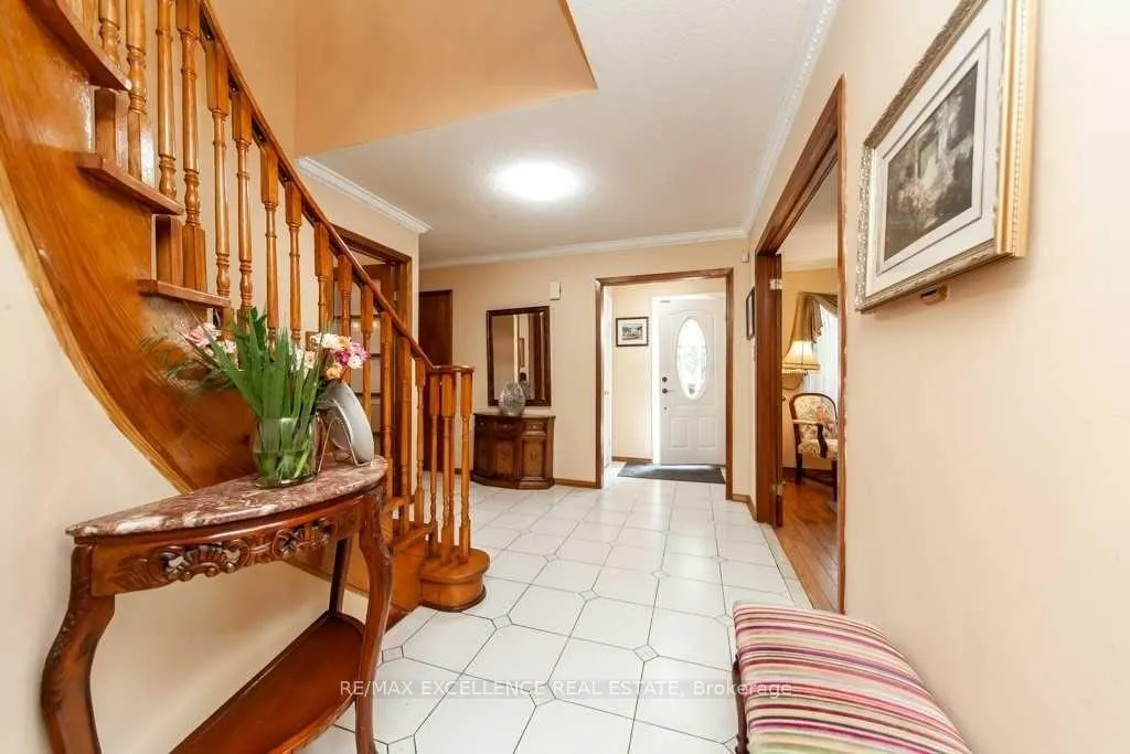 Photo 36 of 30 Ballycastle Crescent, Brampton, Heart Lake West — HOMEH