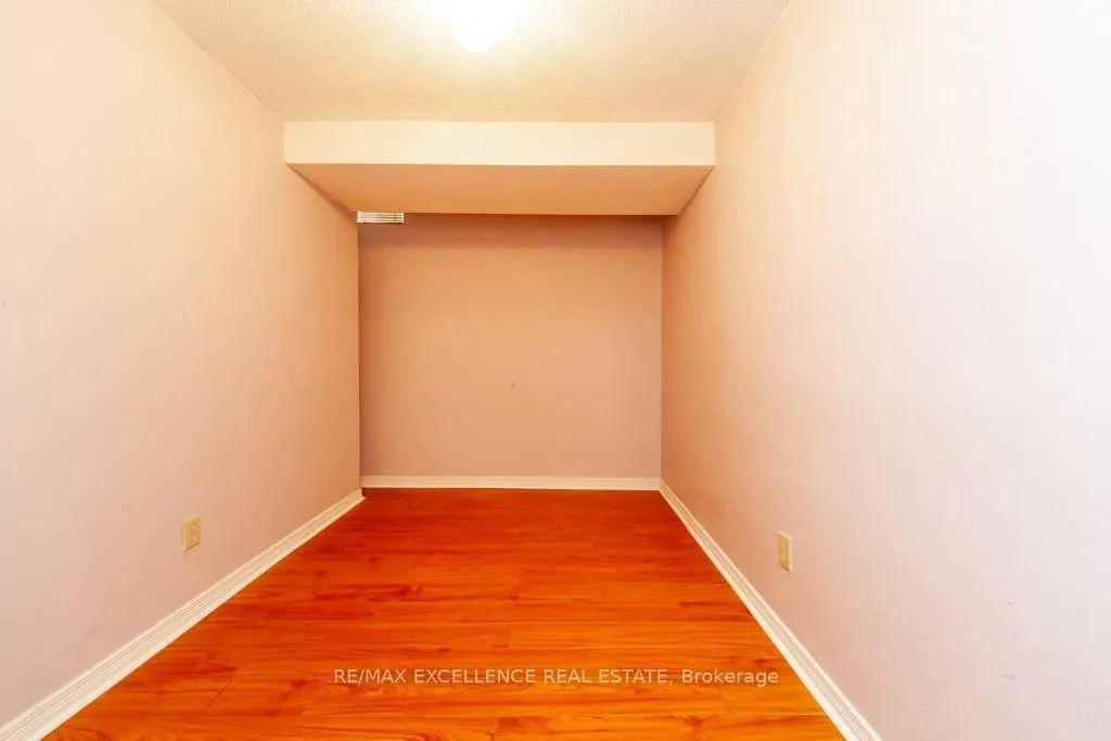 Photo 38 of 30 Ballycastle Crescent, Brampton, Heart Lake West — HOMEH