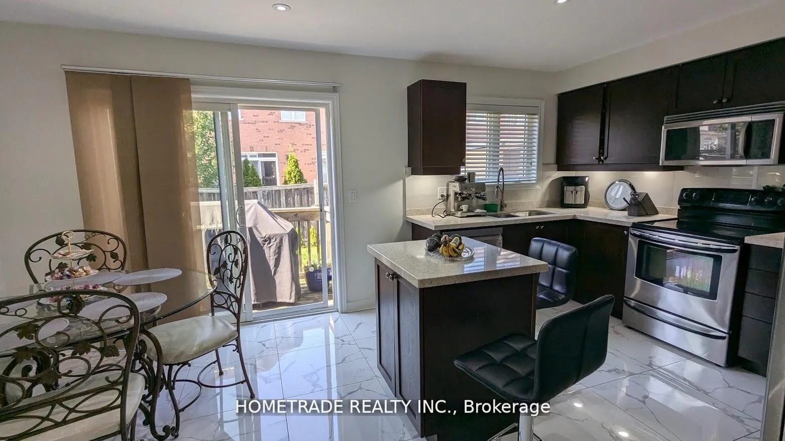 Photo 5 of 4861 Verdi Street, Burlington, Alton — HOMEH