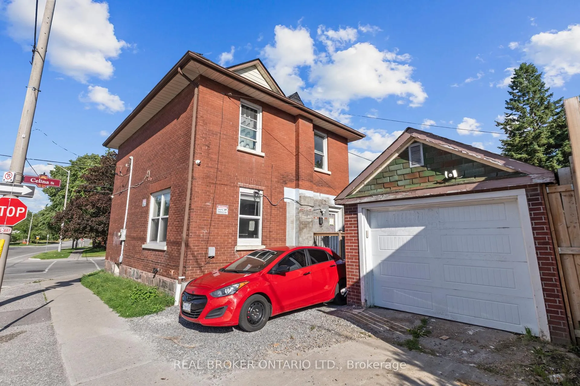 Photo 3 of Unit #01 (Main & Basement), 134 Celina Street, Oshawa, Central — HOMEH
